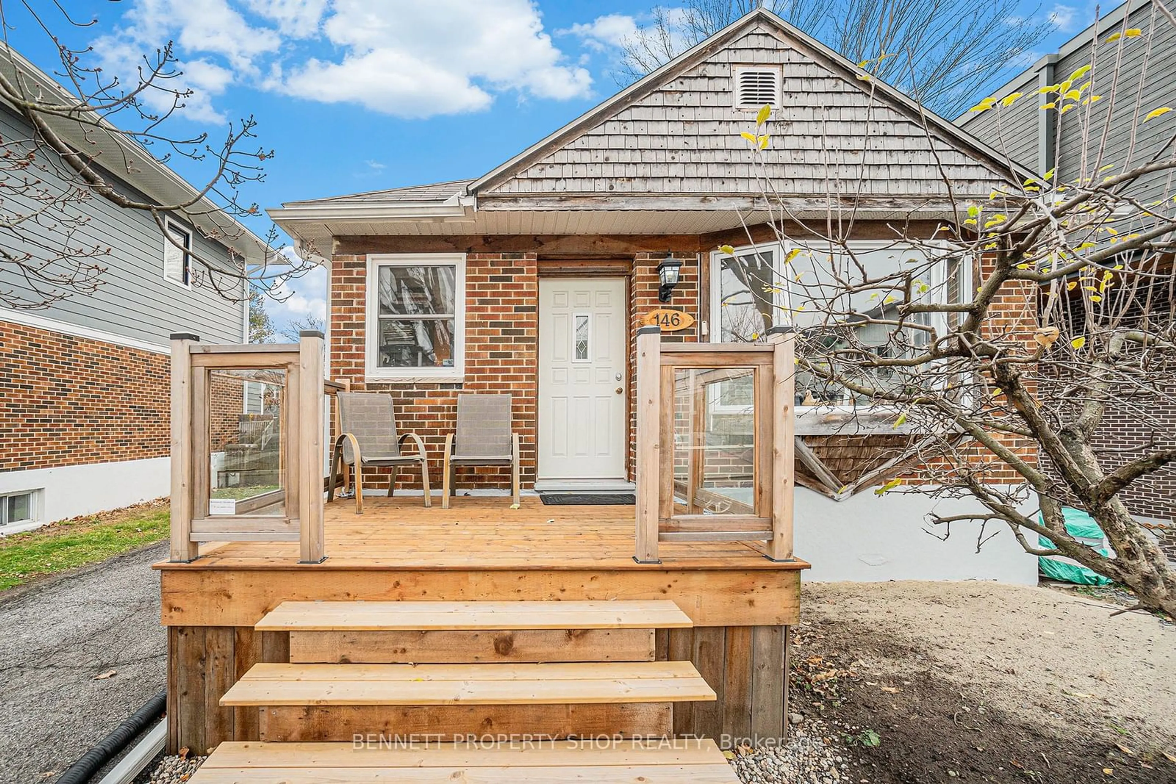 Frontside or backside of a home, cottage for 146 Mulvihill Ave, Westboro - Hampton Park Ontario K1Z 6Y2