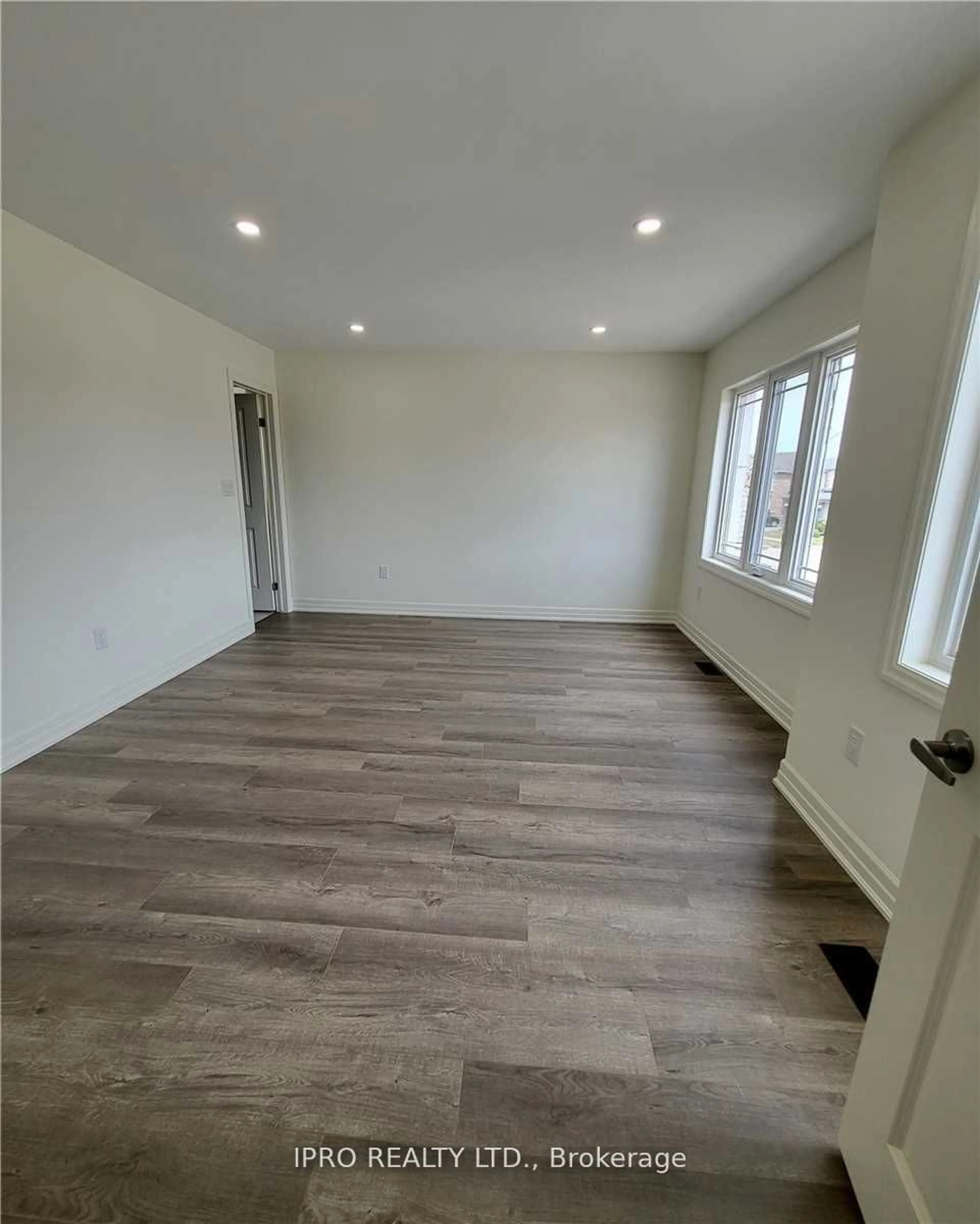 A pic of a room, wood floors for 1171 Green Acres Dr, Fort Erie Ontario L2A 0C9