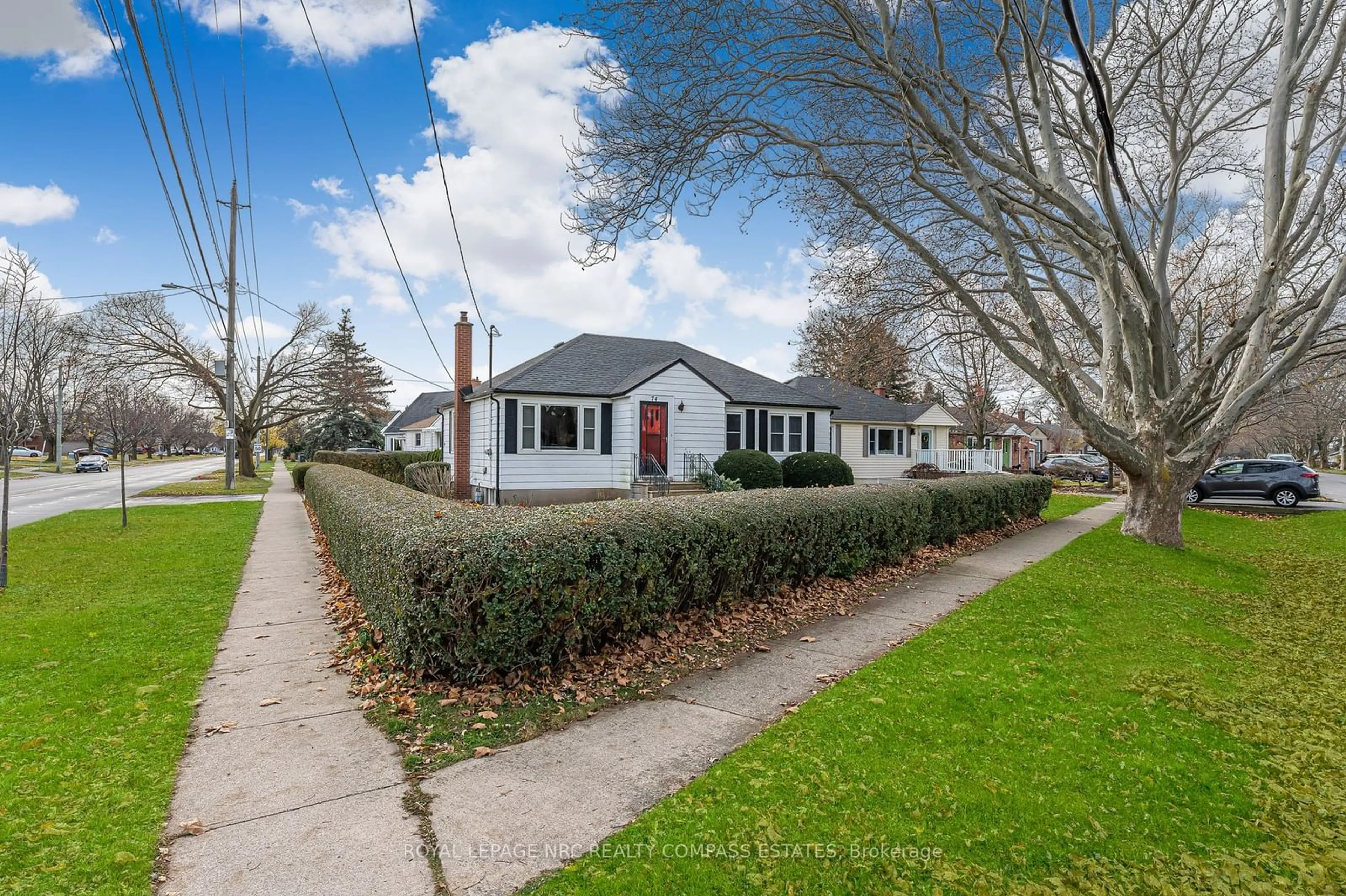 A pic from exterior of the house or condo, cottage for 74 Beamer Ave, St. Catharines Ontario L2M 2L3