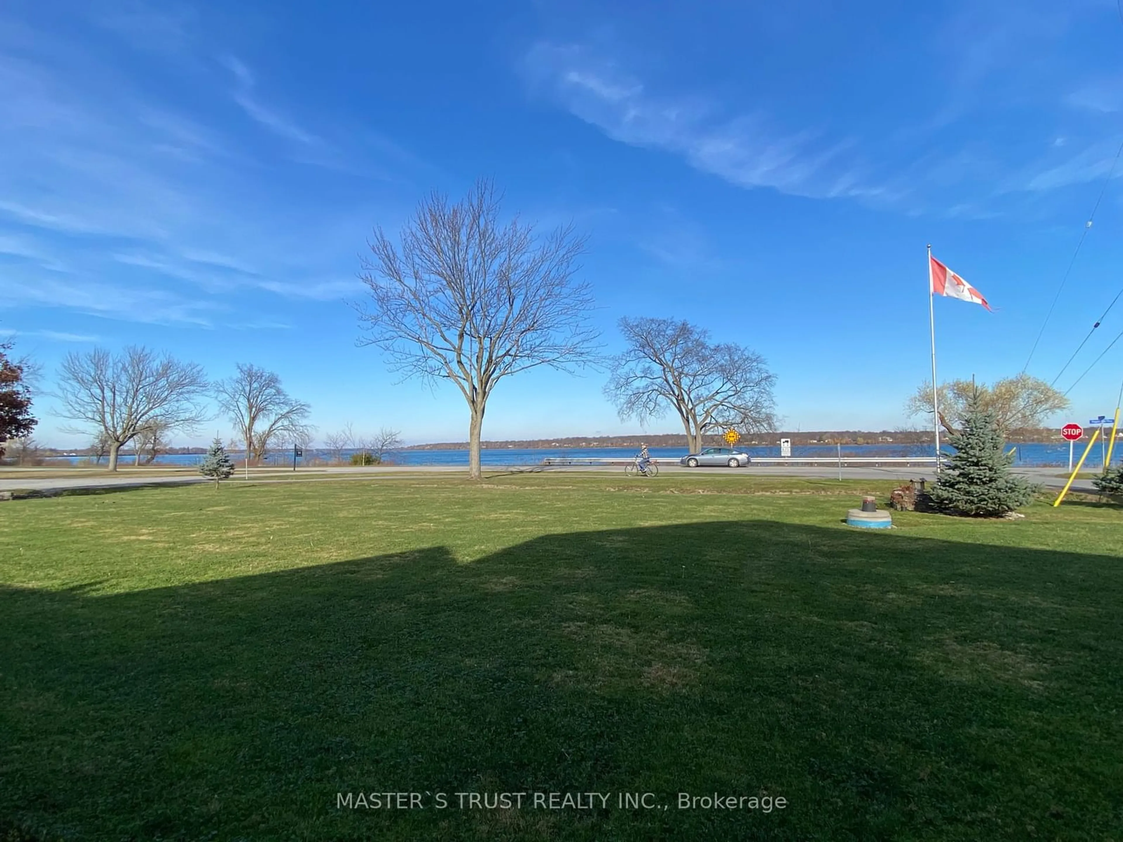 A pic from exterior of the house or condo, the view of lake or river for 4099 Niagara Pkwy, Fort Erie Ontario L0S 1S0