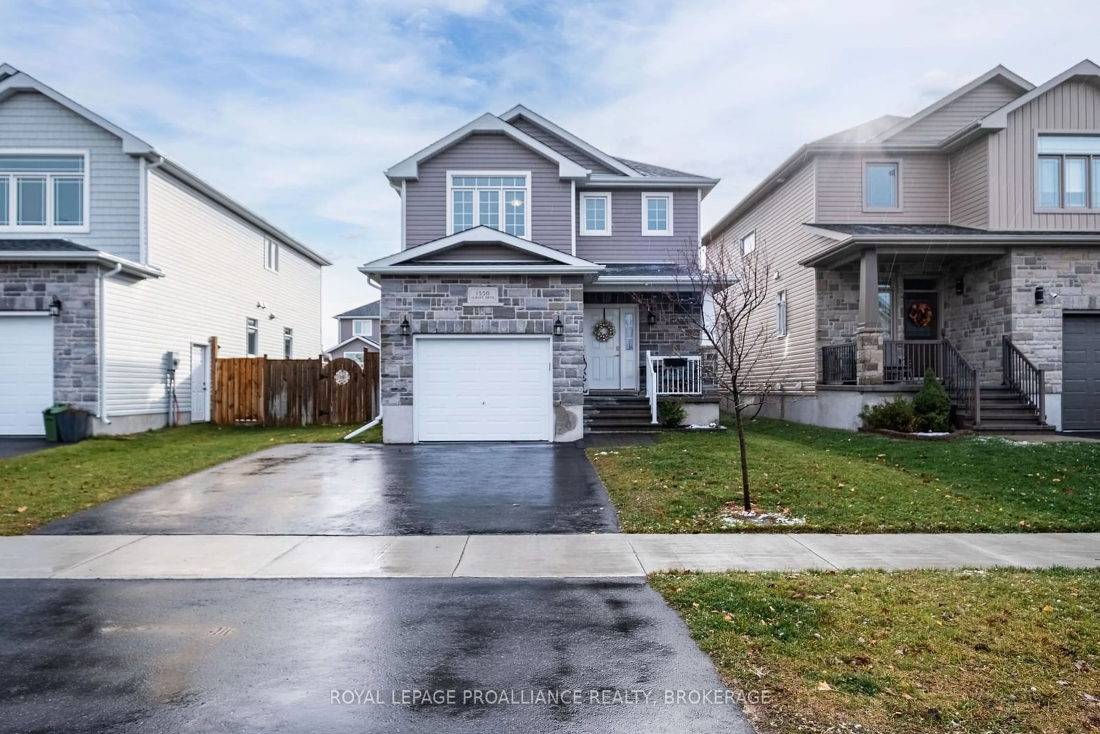 Frontside or backside of a home, the street view for 1550 Albany Dr, Kingston Ontario K7P 0L9