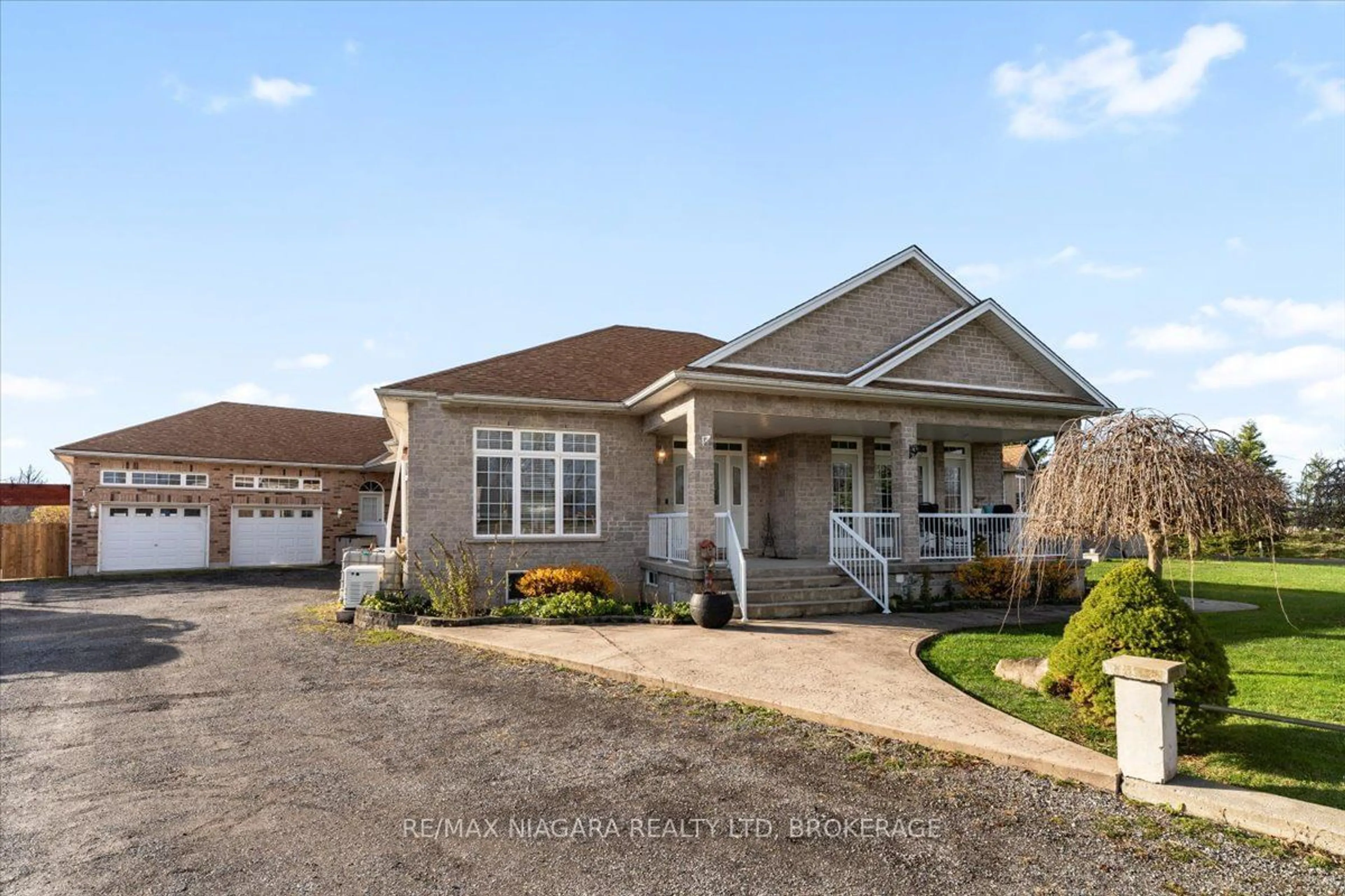 Frontside or backside of a home, cottage for 5199 sherkston Rd, Port Colborne Ontario L0S 1R0