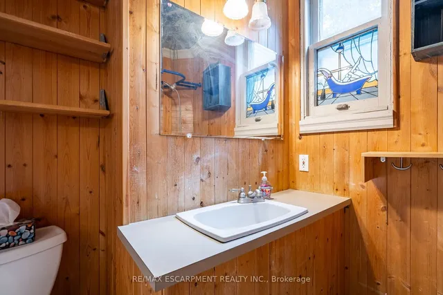 Additional property image - 49 Jones St