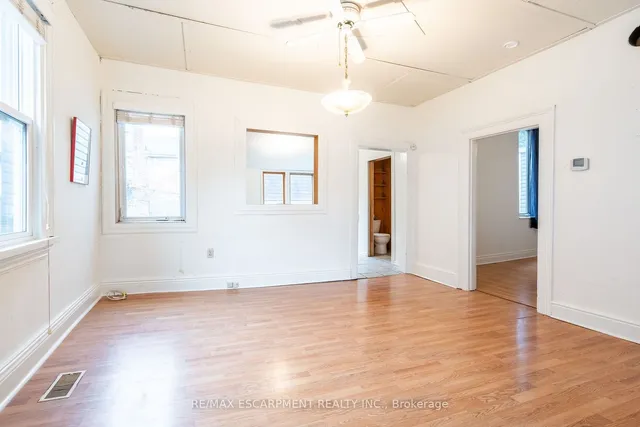 Additional property image - 49 Jones St