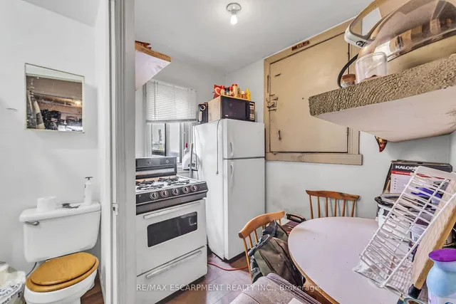 Additional property image - 1367 Cannon St