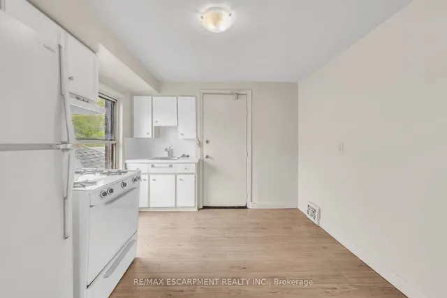 Additional property image - 1367 Cannon St