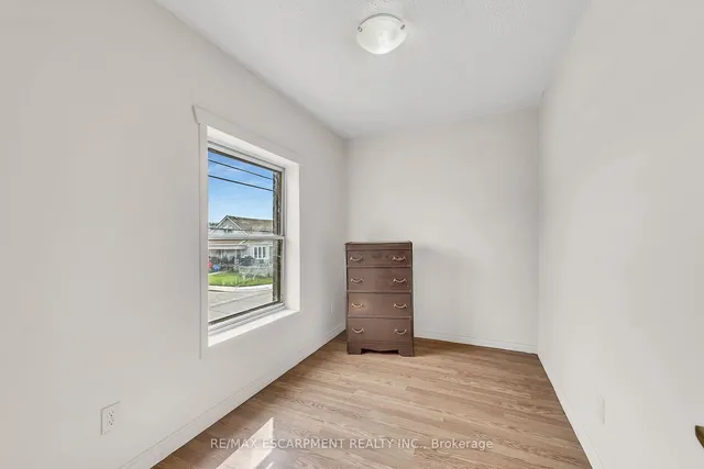 Additional property image - 1367 Cannon St
