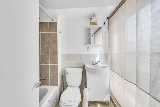 Additional property image - 1367 Cannon St