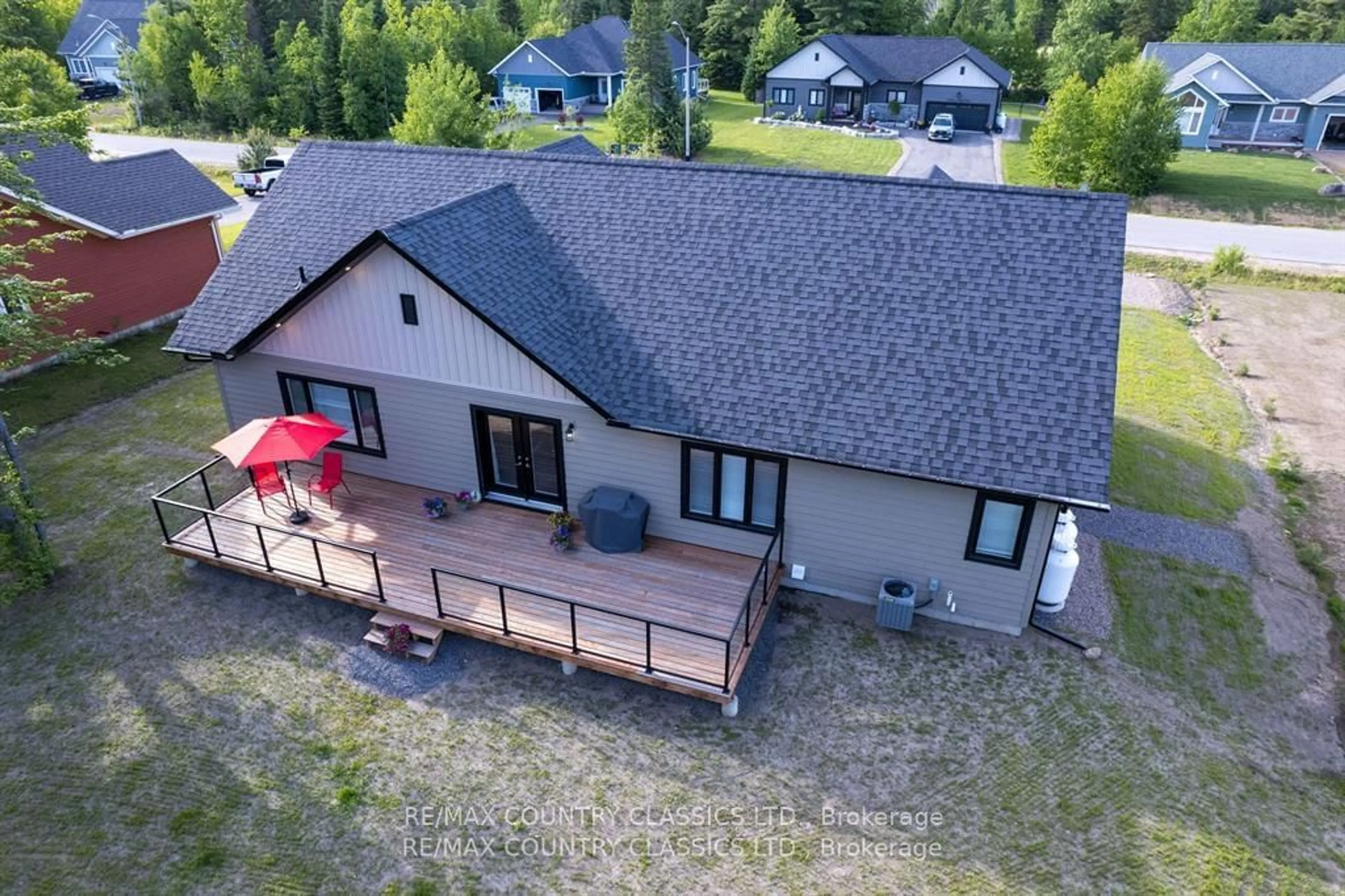 Frontside or backside of a home, cottage for 8 Bancroft Ridge Dr, Bancroft Ontario K0L 1C0