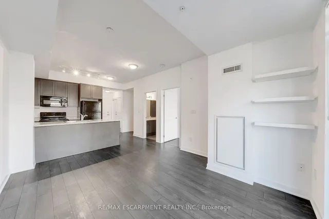 Additional property image - 85 Robinson St Unit 606