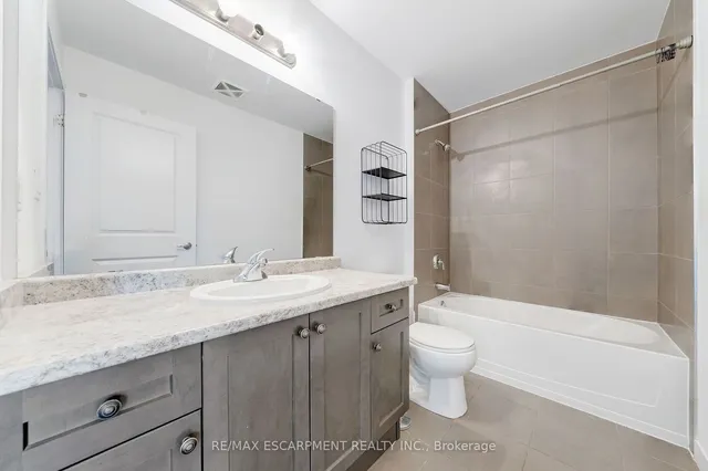 Additional property image - 85 Robinson St Unit 606