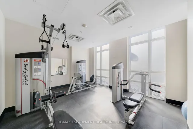 Additional property image - 85 Robinson St Unit 606