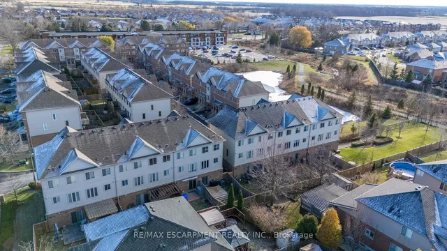 Additional property image - 25 Viking Dr Unit 6