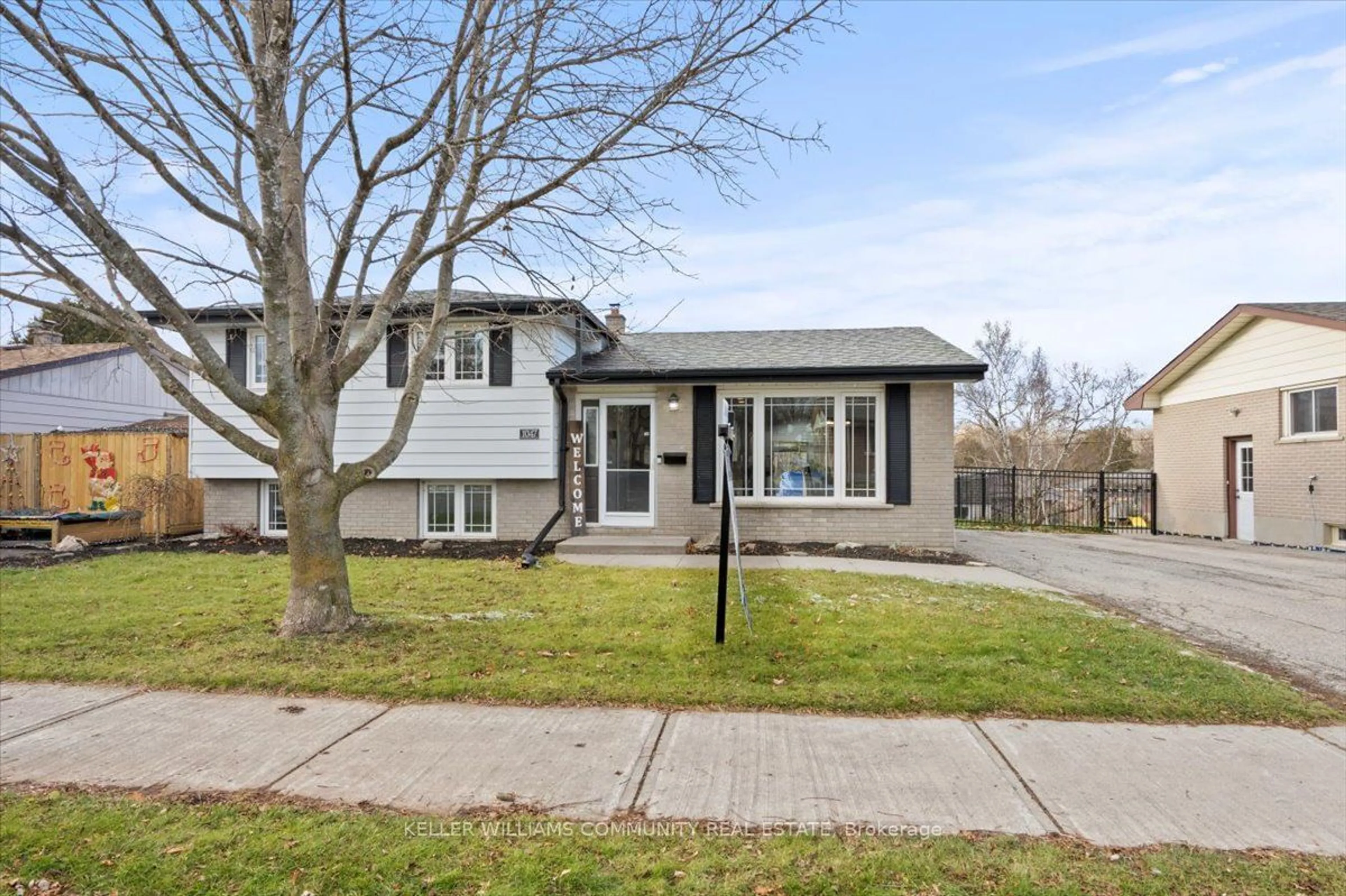 A pic from exterior of the house or condo, the street view for 1047 St. Paul's St, Peterborough Ontario K9H 6J7