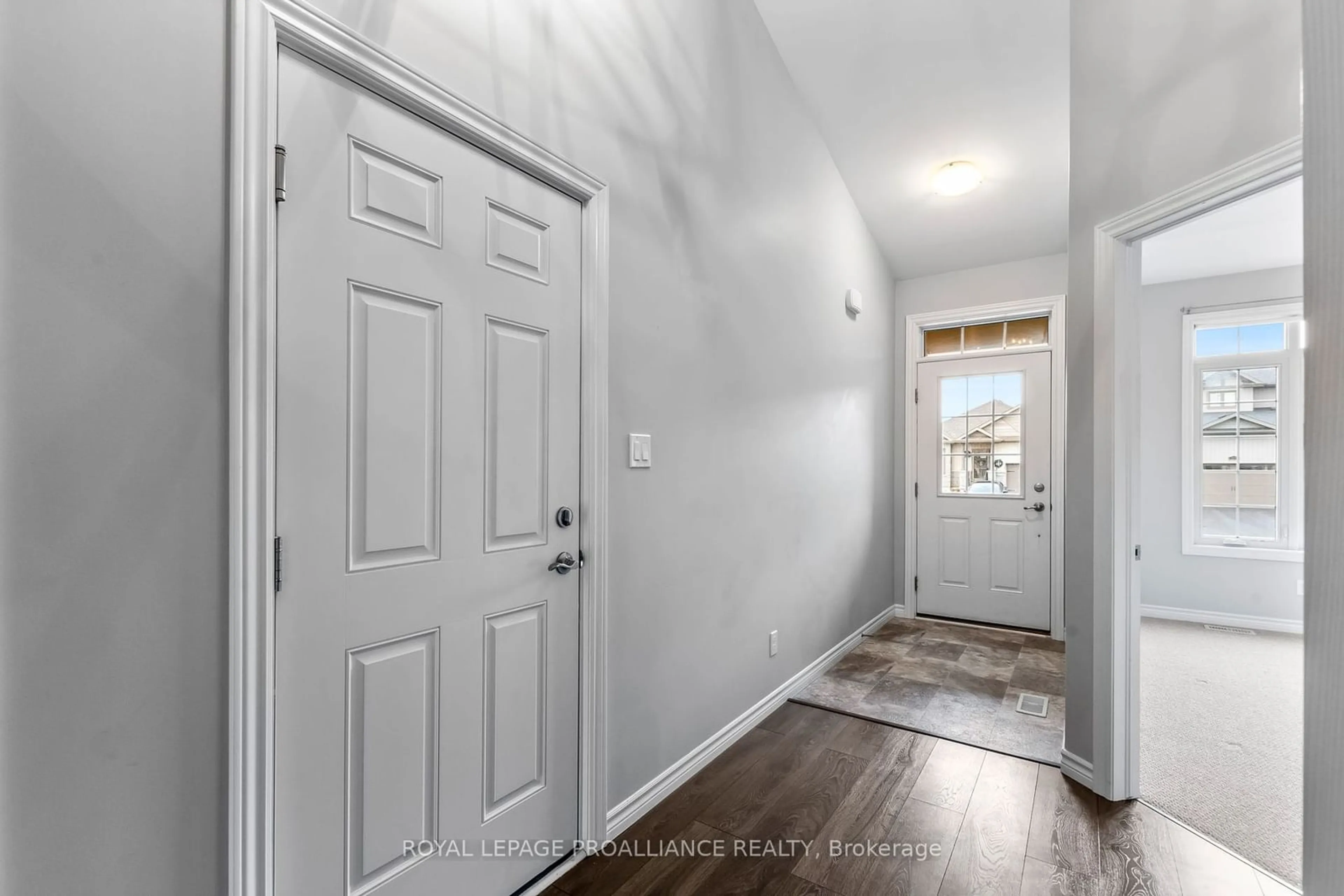 Indoor entryway, wood floors for 93 Mountain Ash Dr, Belleville Ontario K8N 0E3