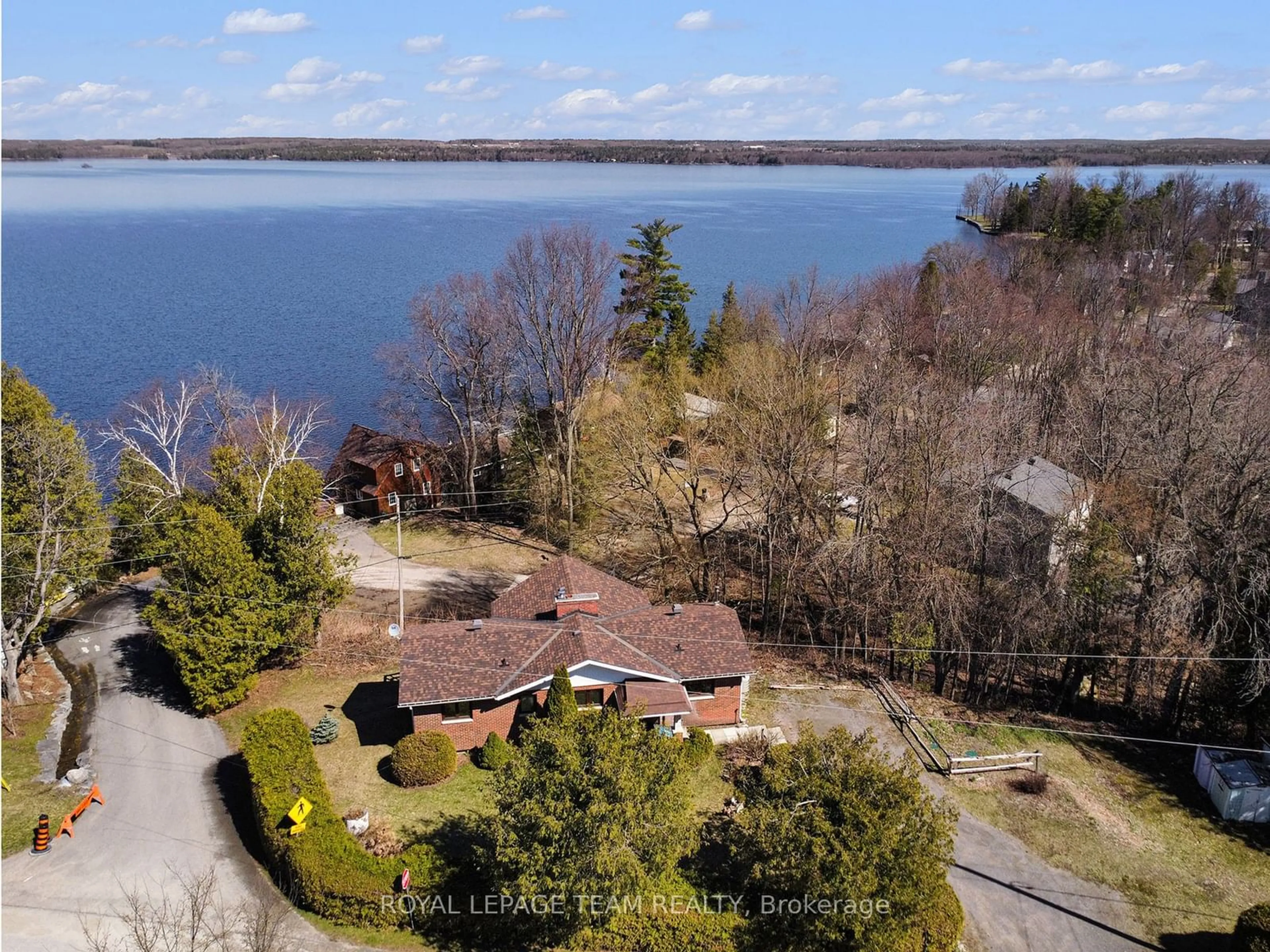 Frontside or backside of a home, lake for 84 Dewar Ave, McNab/Braeside Ontario K0A 1G0