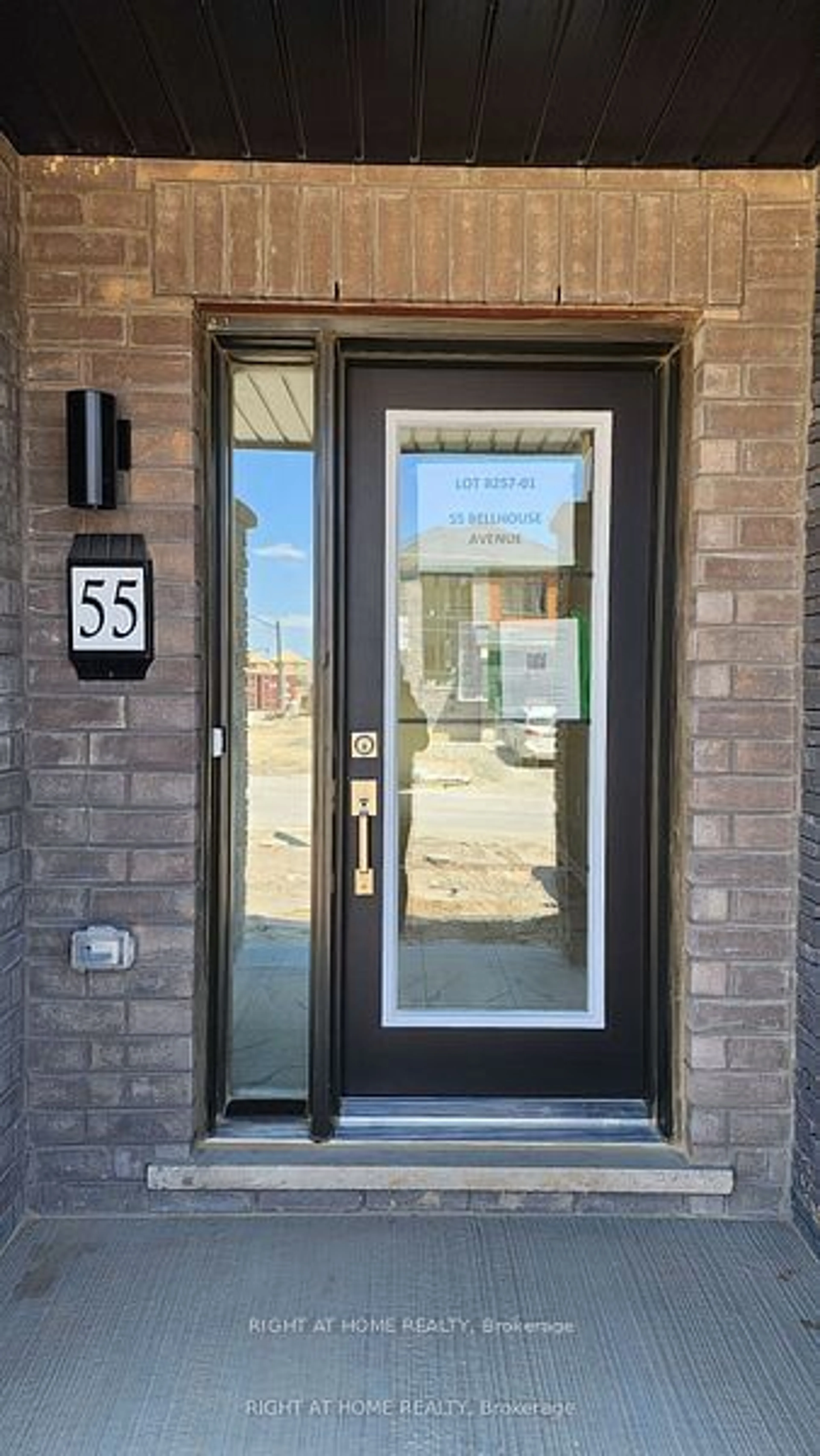 Indoor entryway for 55 Bellhouse Ave, Brantford Ontario N3T 5L5