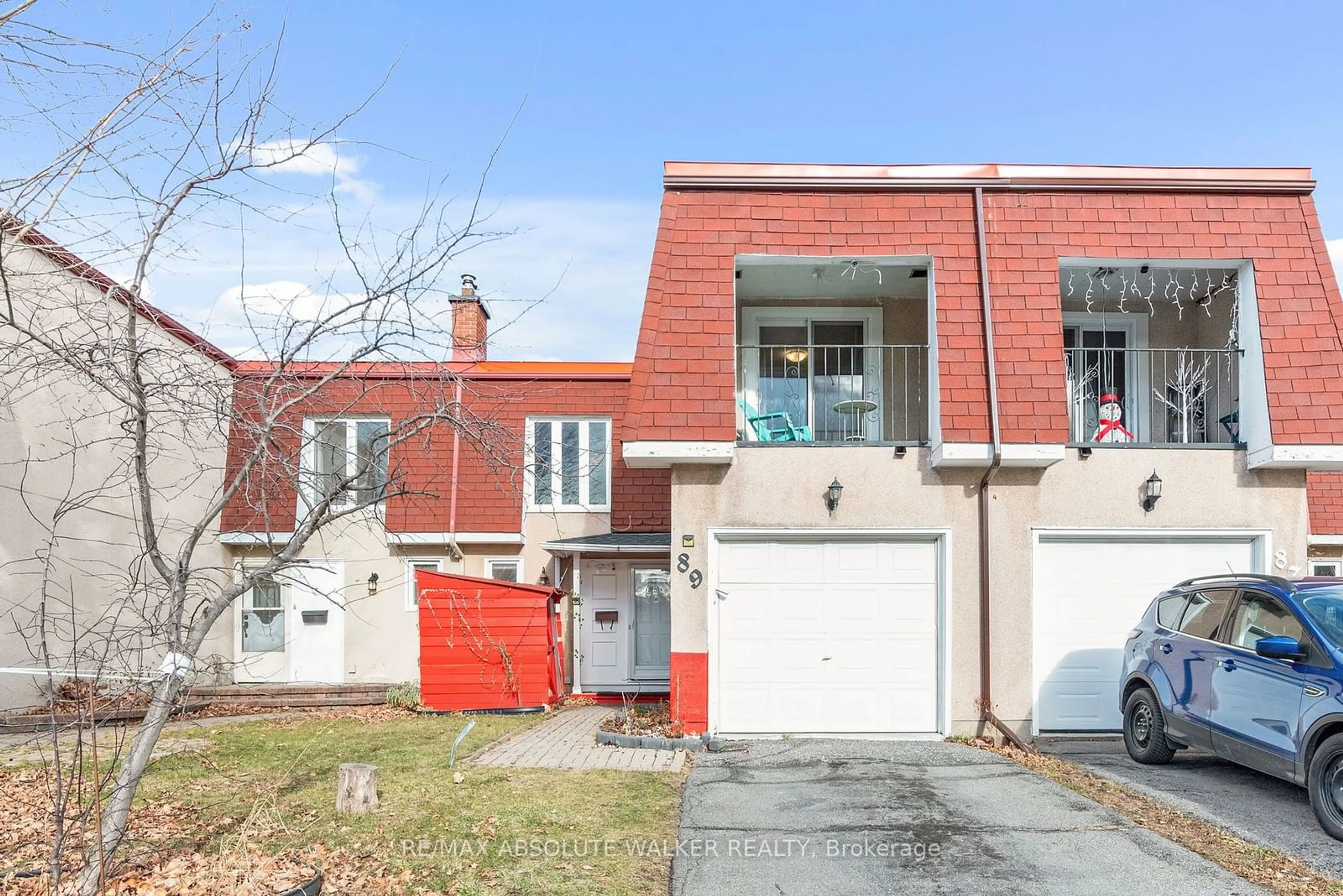 A pic from exterior of the house or condo, the street view for 89 Tarquin Cres, Bells Corners and South to Fallowfield Ontario K2H 8J7