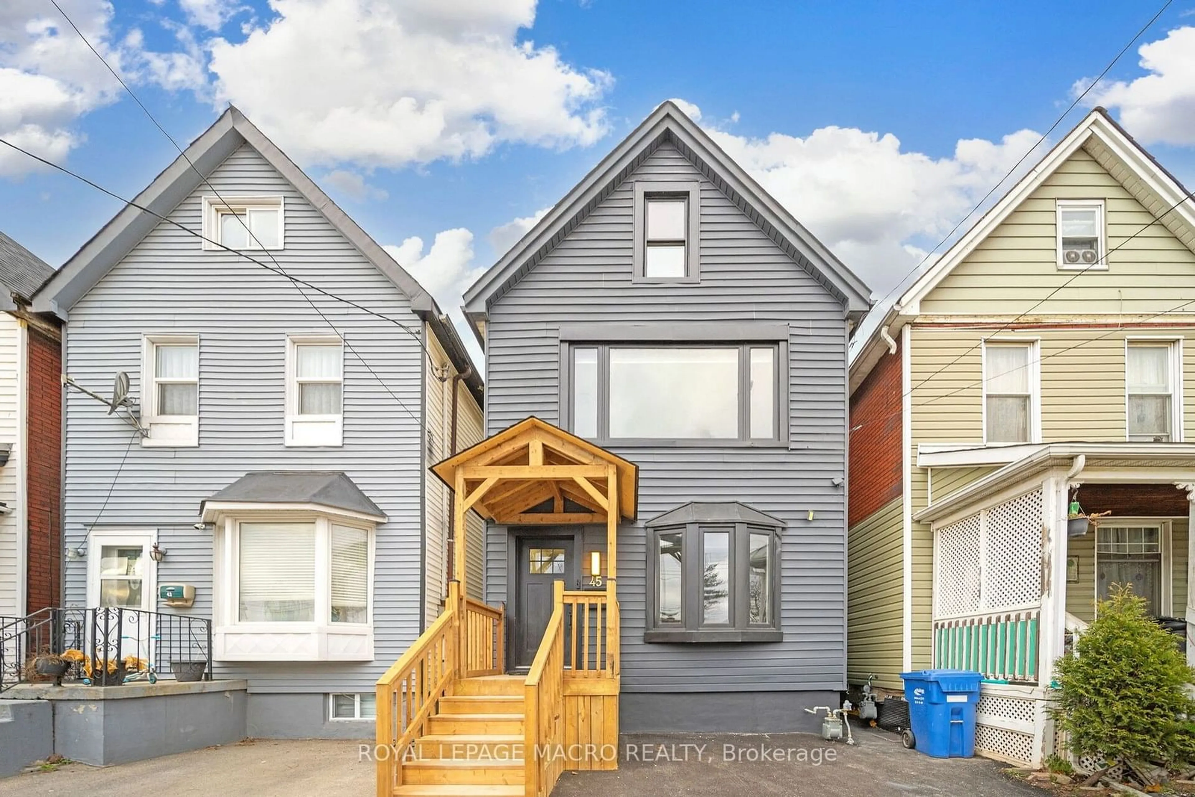 Frontside or backside of a home, the street view for 45 Munroe St, Hamilton Ontario L8L 3V6