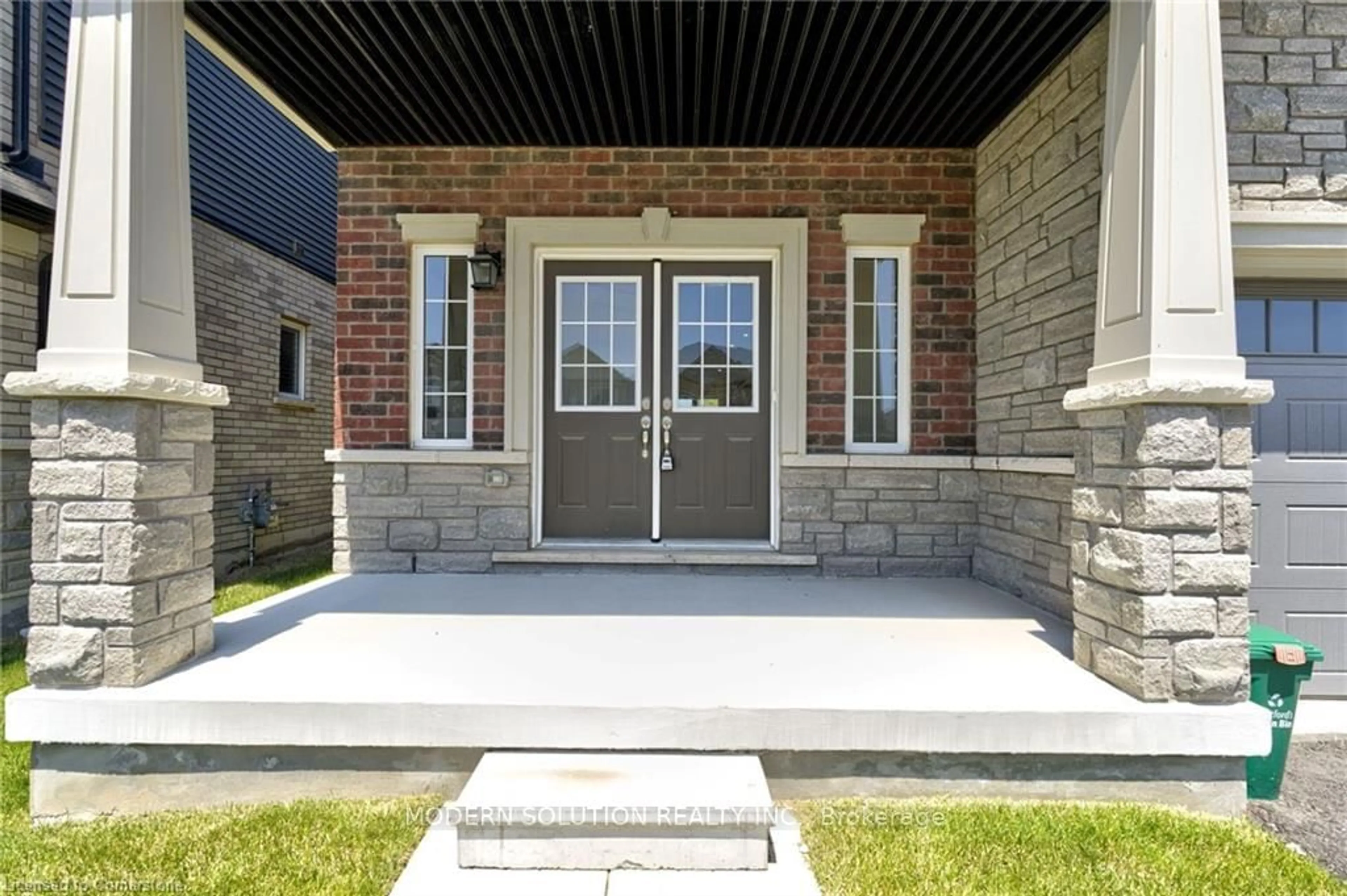 Indoor entryway, cement floor for 37 Macklin St, Brantford Ontario N3T 5L8