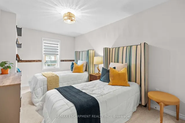 Additional property image - 7 Savage Dr