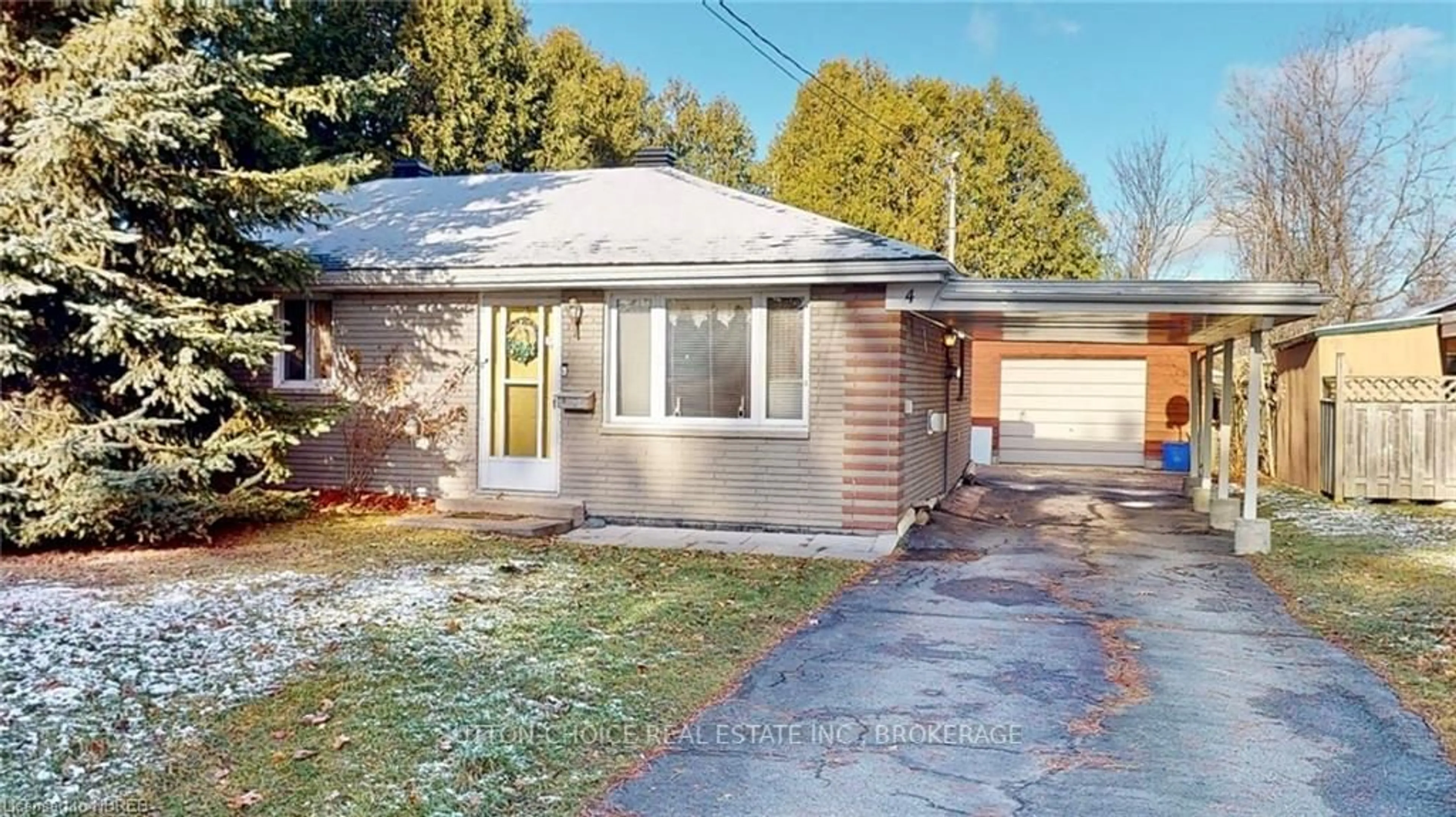 Frontside or backside of a home, cottage for 4 RALPH Pl, North Bay Ontario P1A 1L2