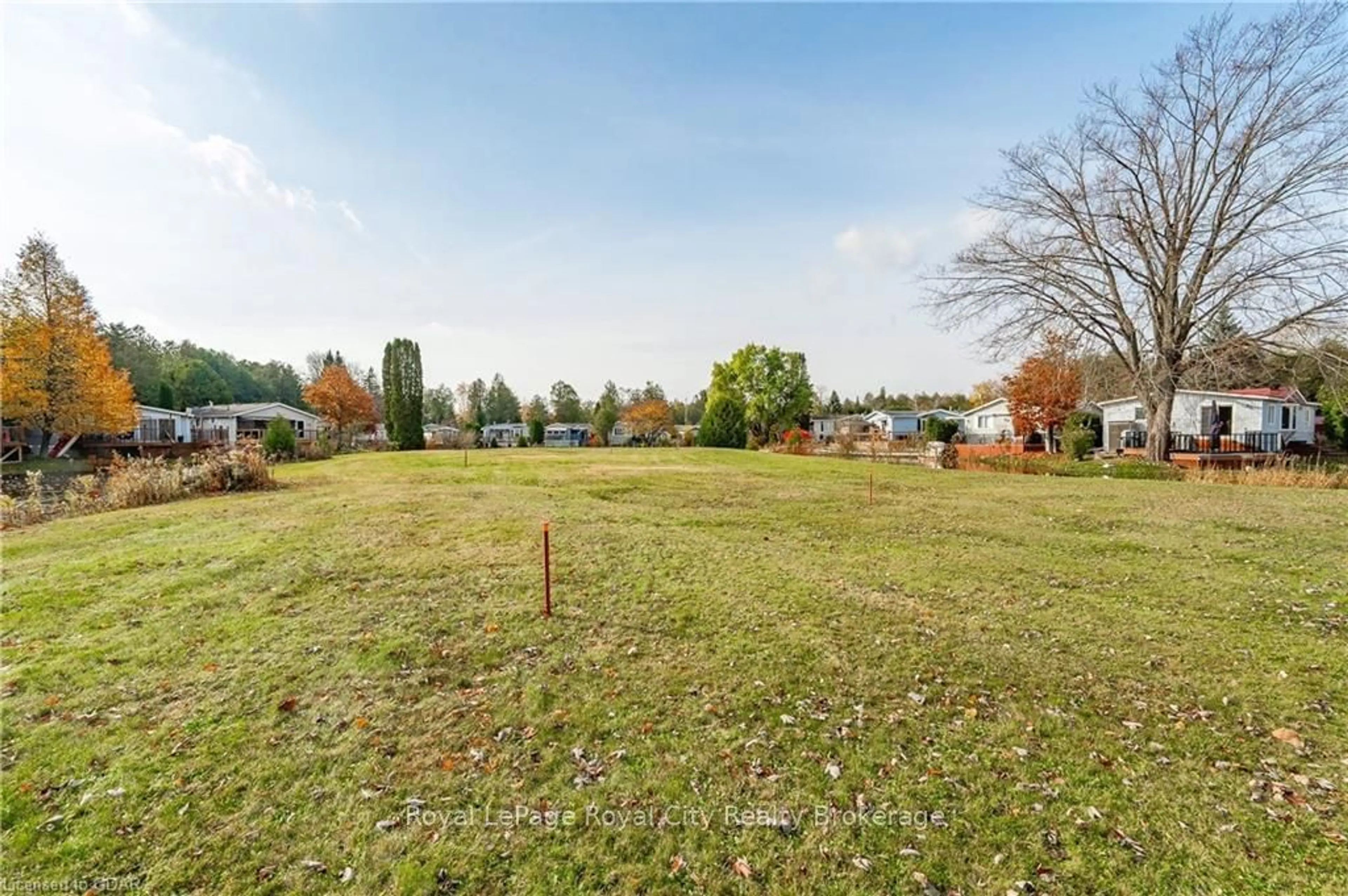 Patio, the fenced backyard for 2 SPRUCE Ave, Puslinch Ontario N1H 6H9