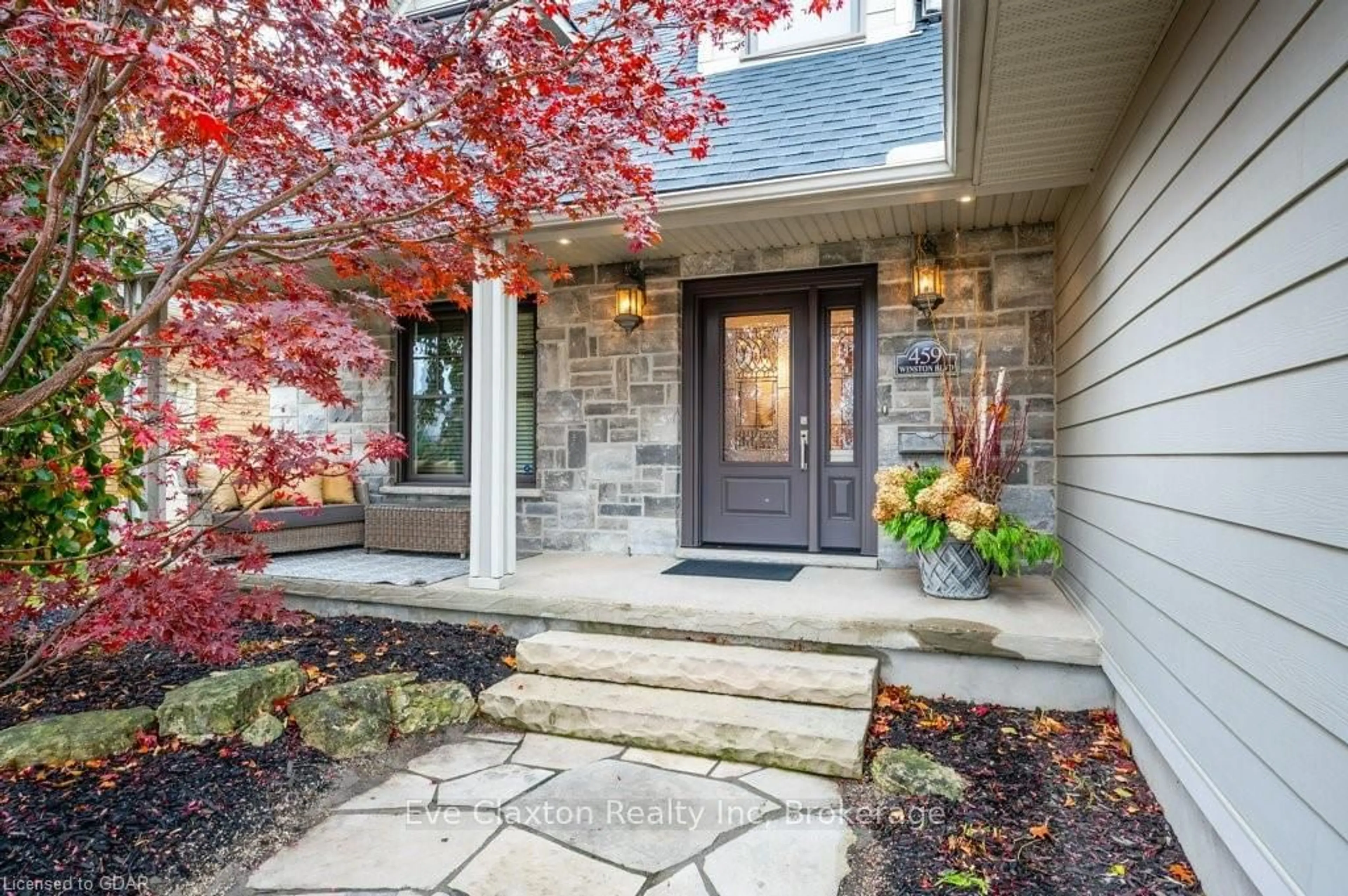 Indoor entryway, wood floors for 459 WINSTON Blvd, Cambridge Ontario N3C 3Y5