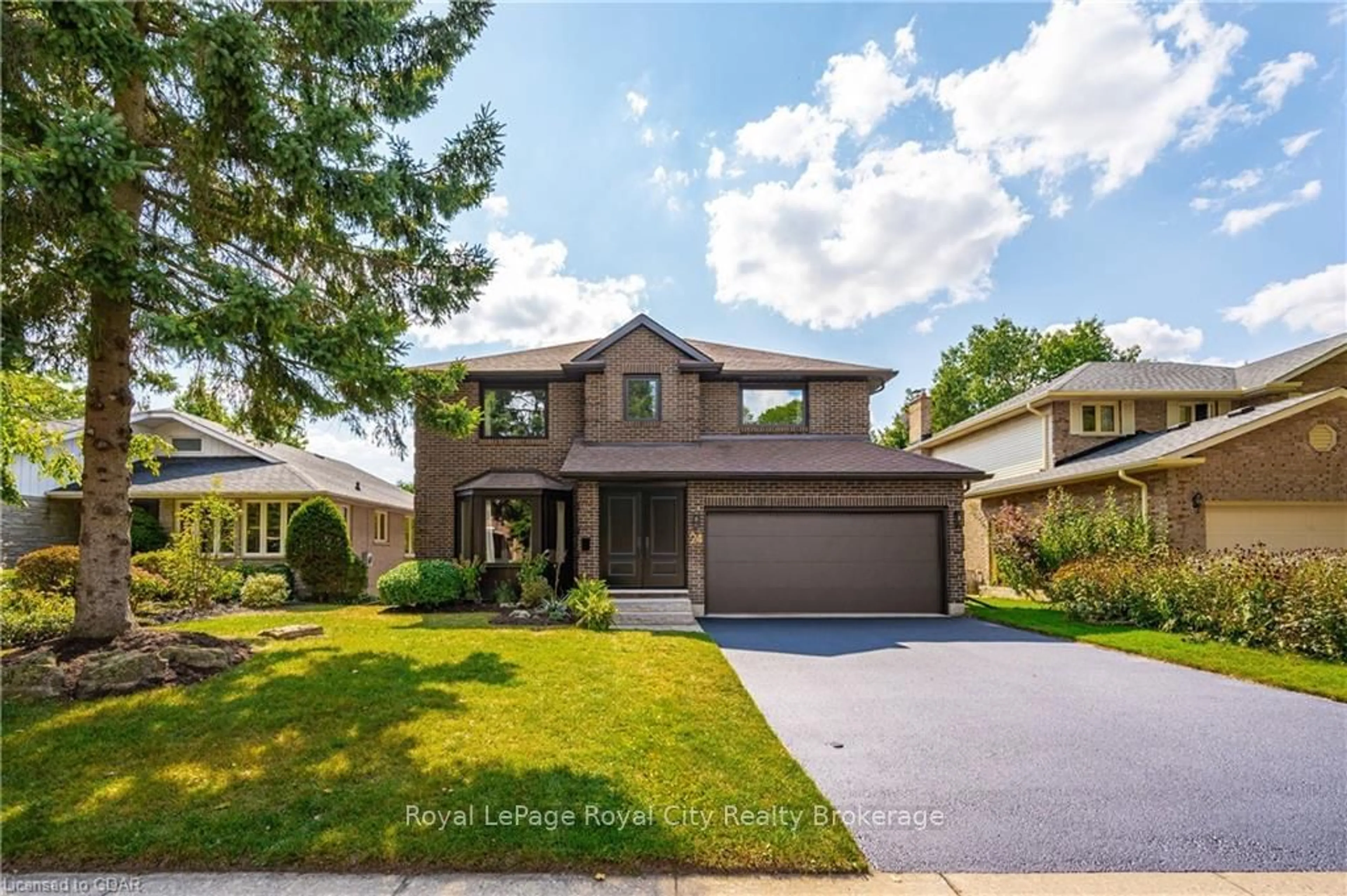 Frontside or backside of a home, the street view for 24 BRIDLEWOOD Dr, Guelph Ontario N1G 4B1