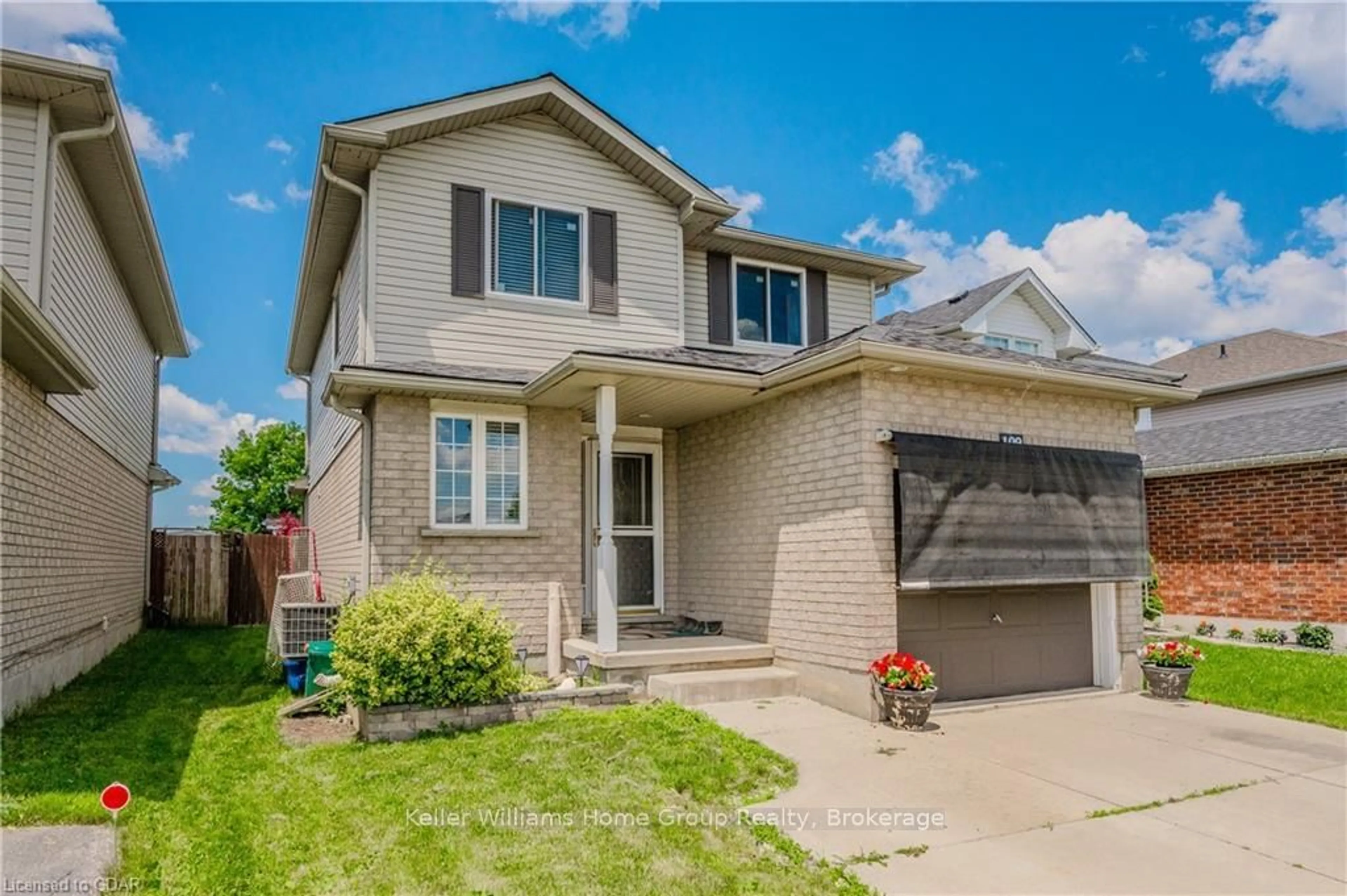 Frontside or backside of a home, the street view for 109 HAWKINS Dr, Cambridge Ontario N1T 2A3