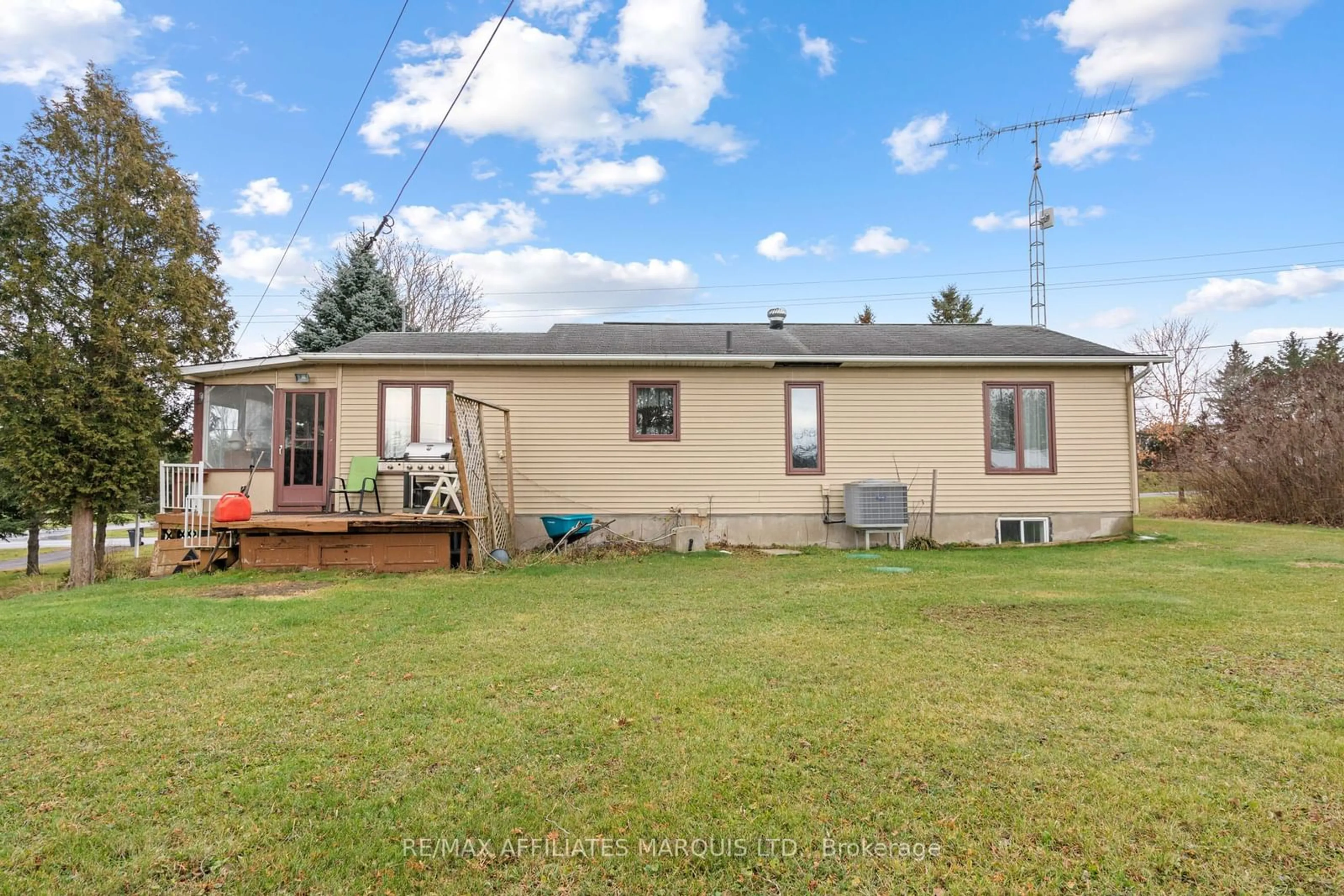 Frontside or backside of a home, cottage for 21107 Conc 5 Rd, South Glengarry Ontario K0C 1Z0