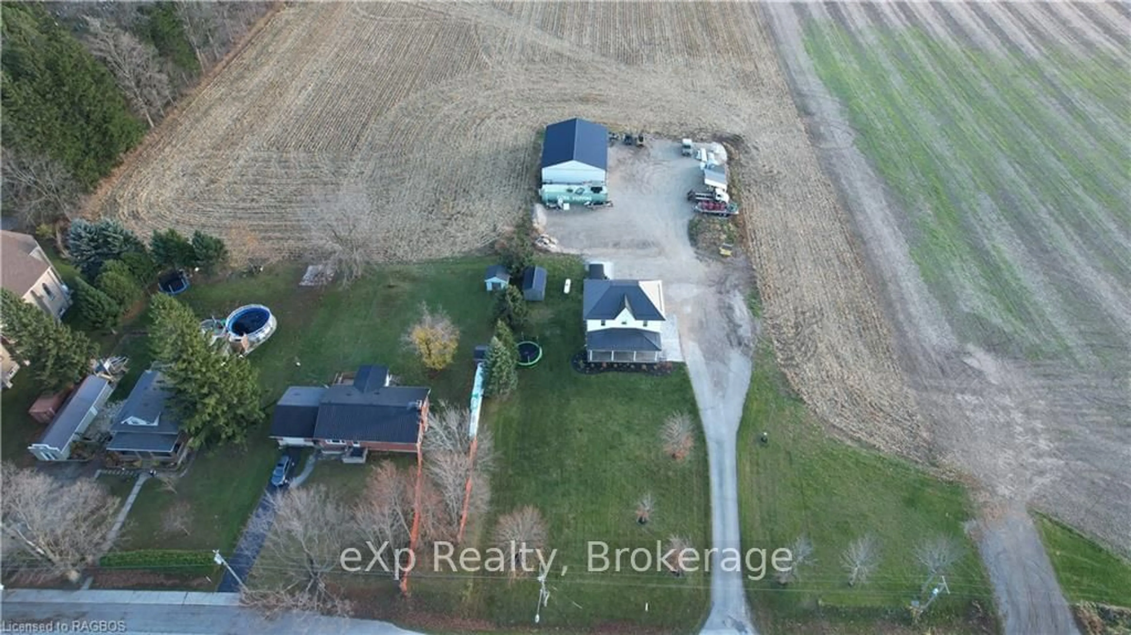 A pic from outside/outdoor area/front of a property/back of a property/a pic from drone, building for 53 CONCESSION 6, Brockton Ontario N0G 1K0