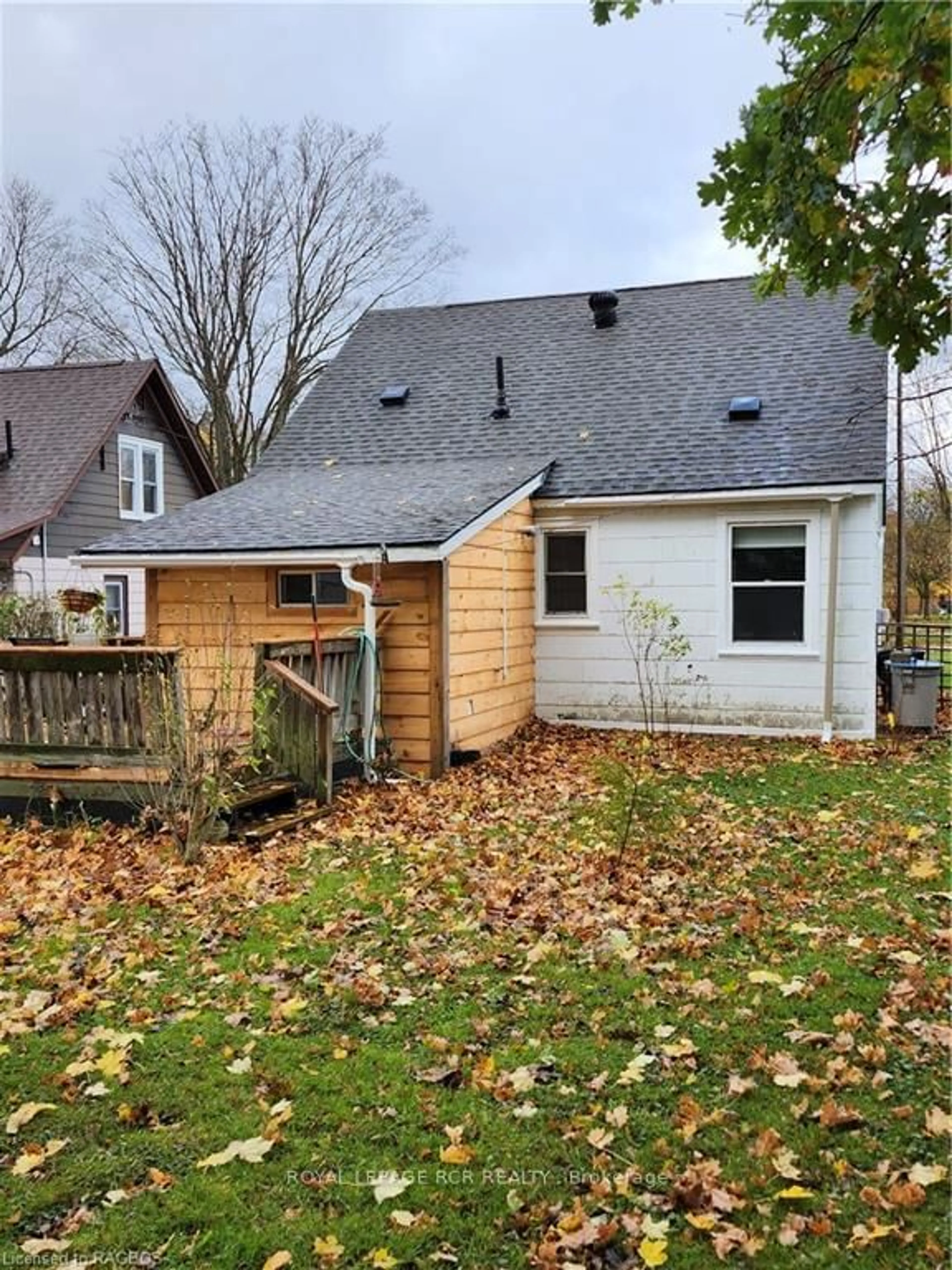 Frontside or backside of a home, the fenced backyard for 765 7TH A, Owen Sound Ontario N4K 1J8