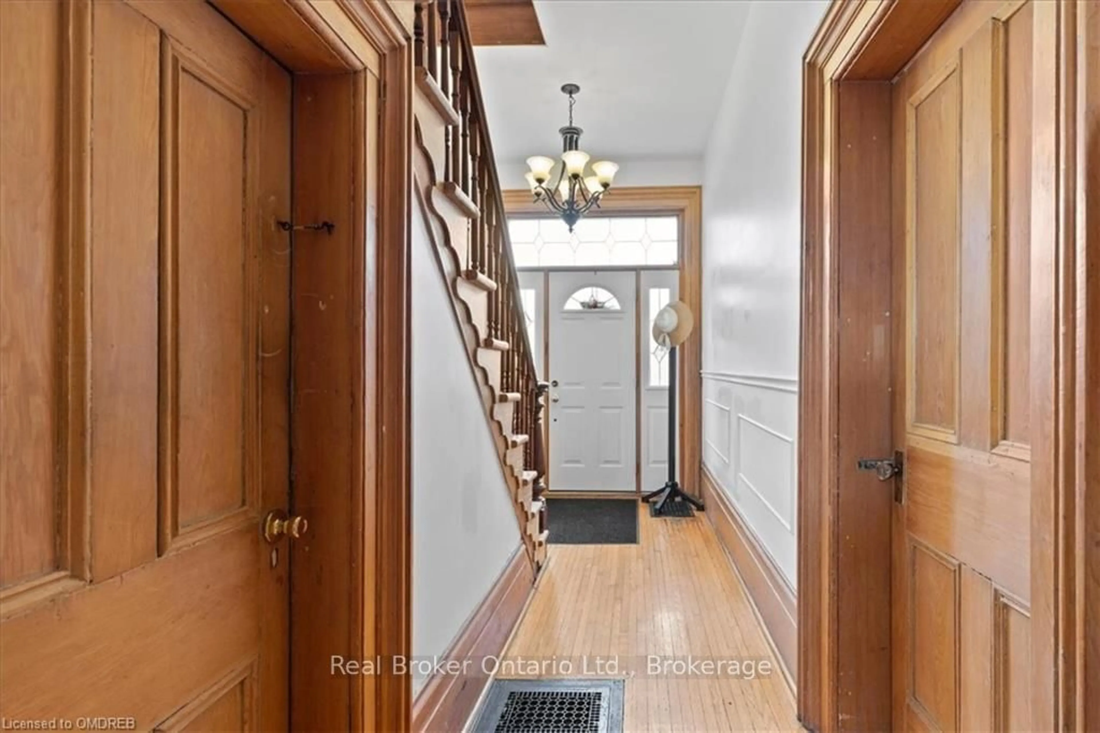 Indoor entryway, wood floors for 207 HURON RD Rd, Perth South Ontario N0K 1X0