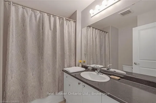 Additional property image - 93 SOUTHSHORE CRESCENT