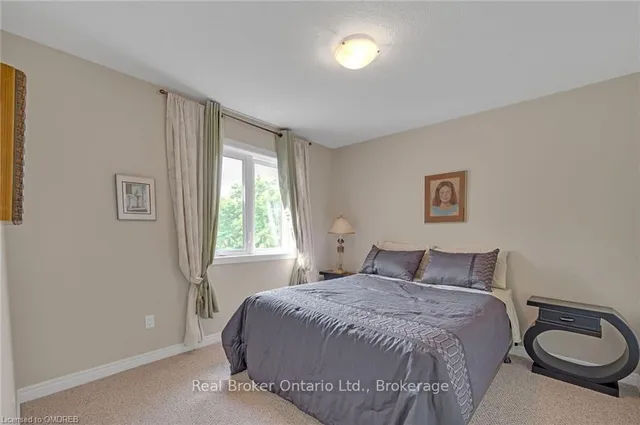 Additional property image - 93 SOUTHSHORE CRESCENT