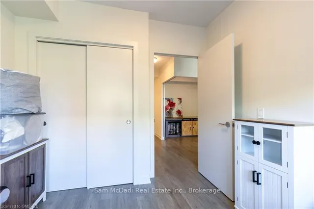 Additional property image - 212 KING WILLIAM St Unit 417