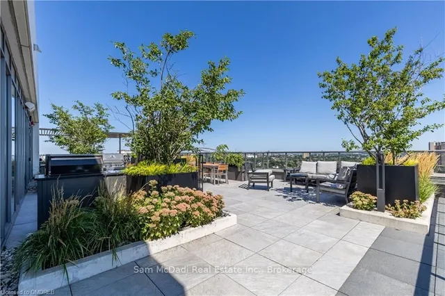 Additional property image - 212 KING WILLIAM St Unit 417