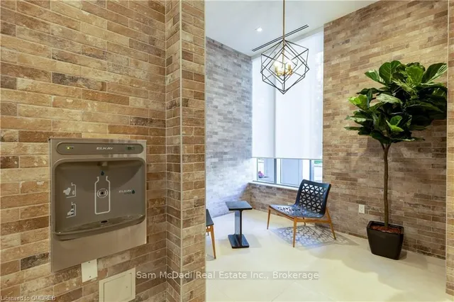Additional property image - 212 KING WILLIAM St Unit 417