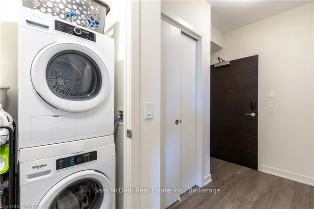 Additional property image - 212 KING WILLIAM St Unit 417