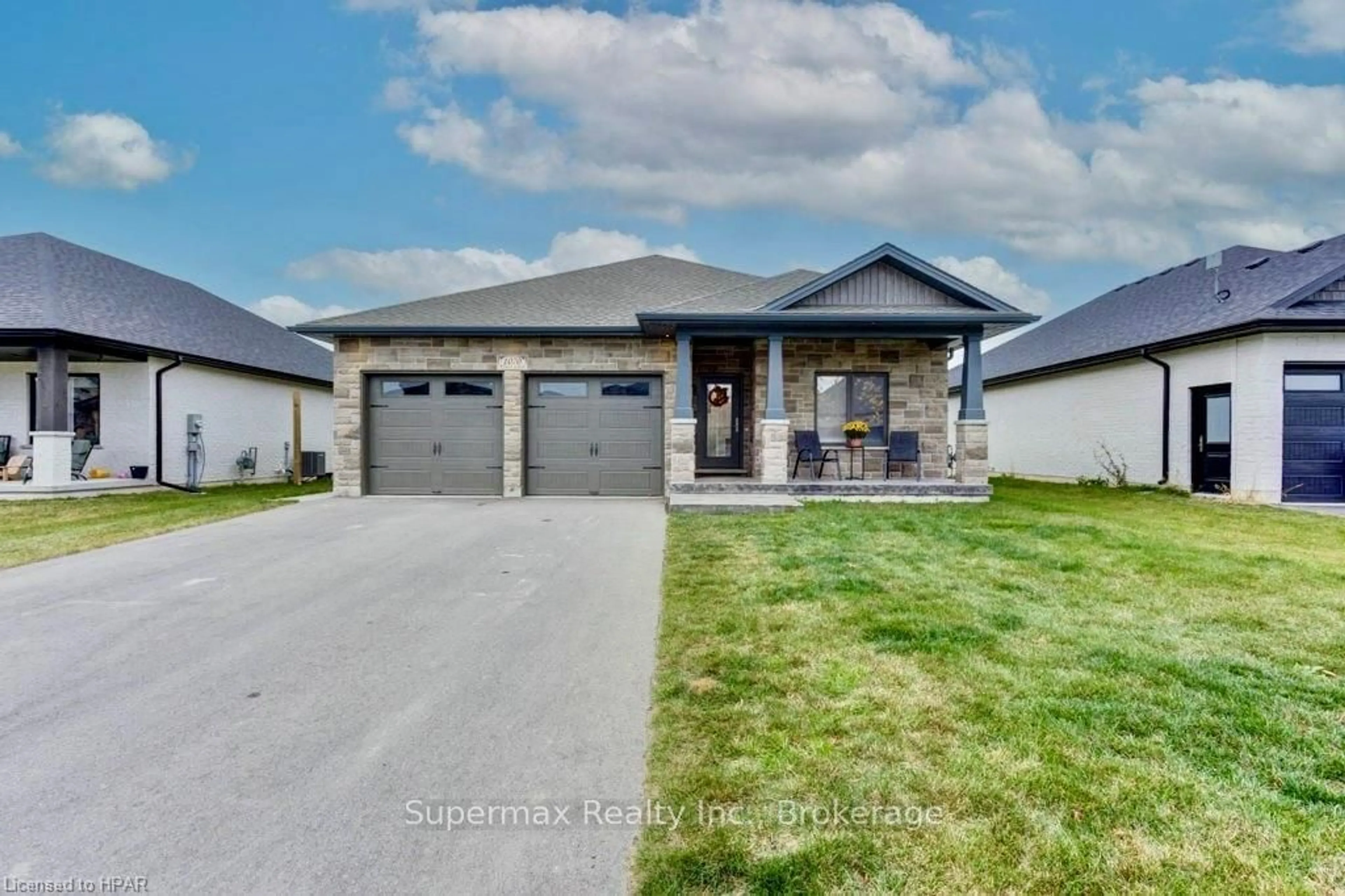 Frontside or backside of a home, the street view for 1070 EVANS St, North Perth Ontario N4W 0C8