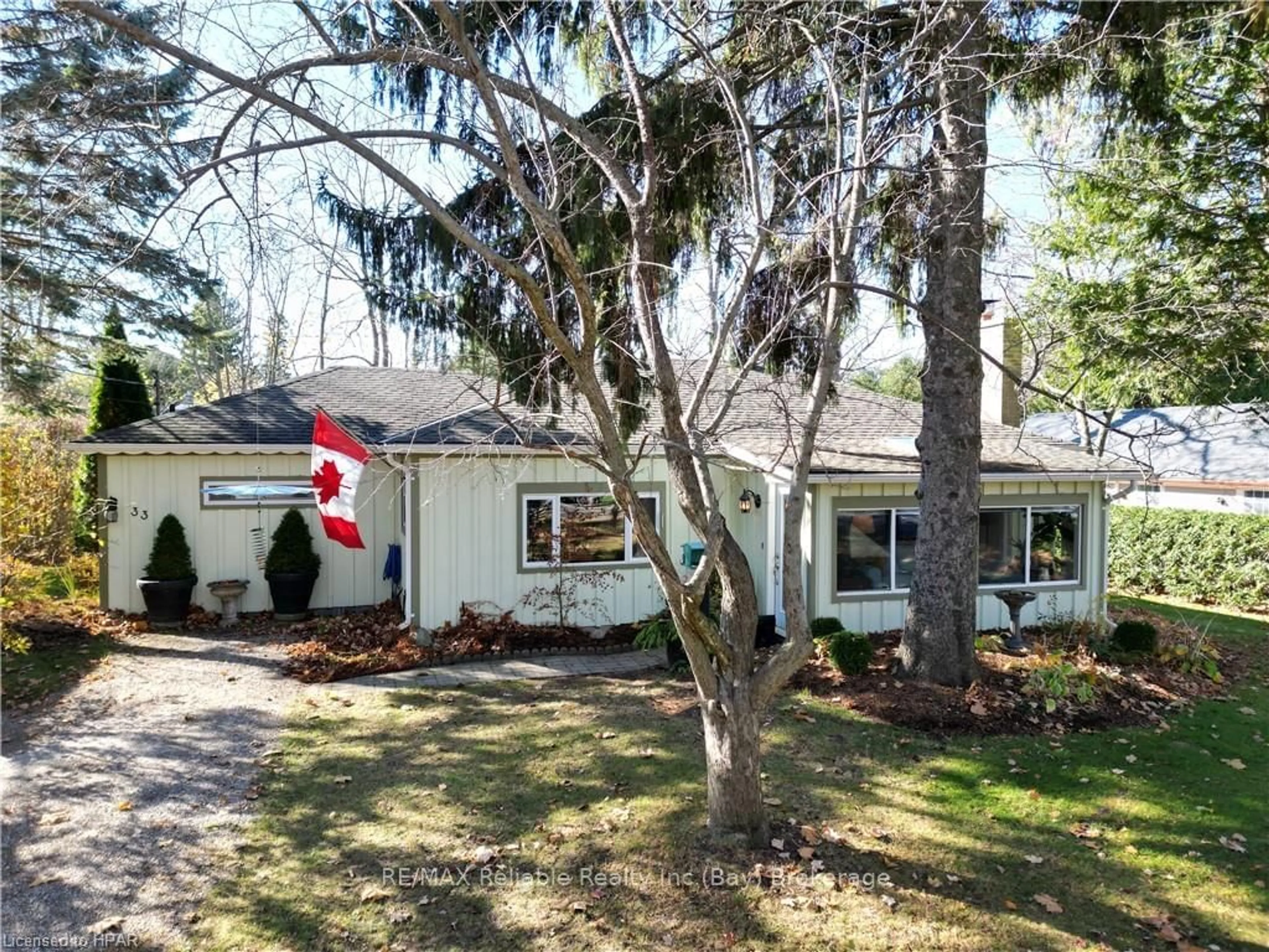 Frontside or backside of a home, cottage for 33 MAIN ST N St, Bluewater Ontario N0M 1G0