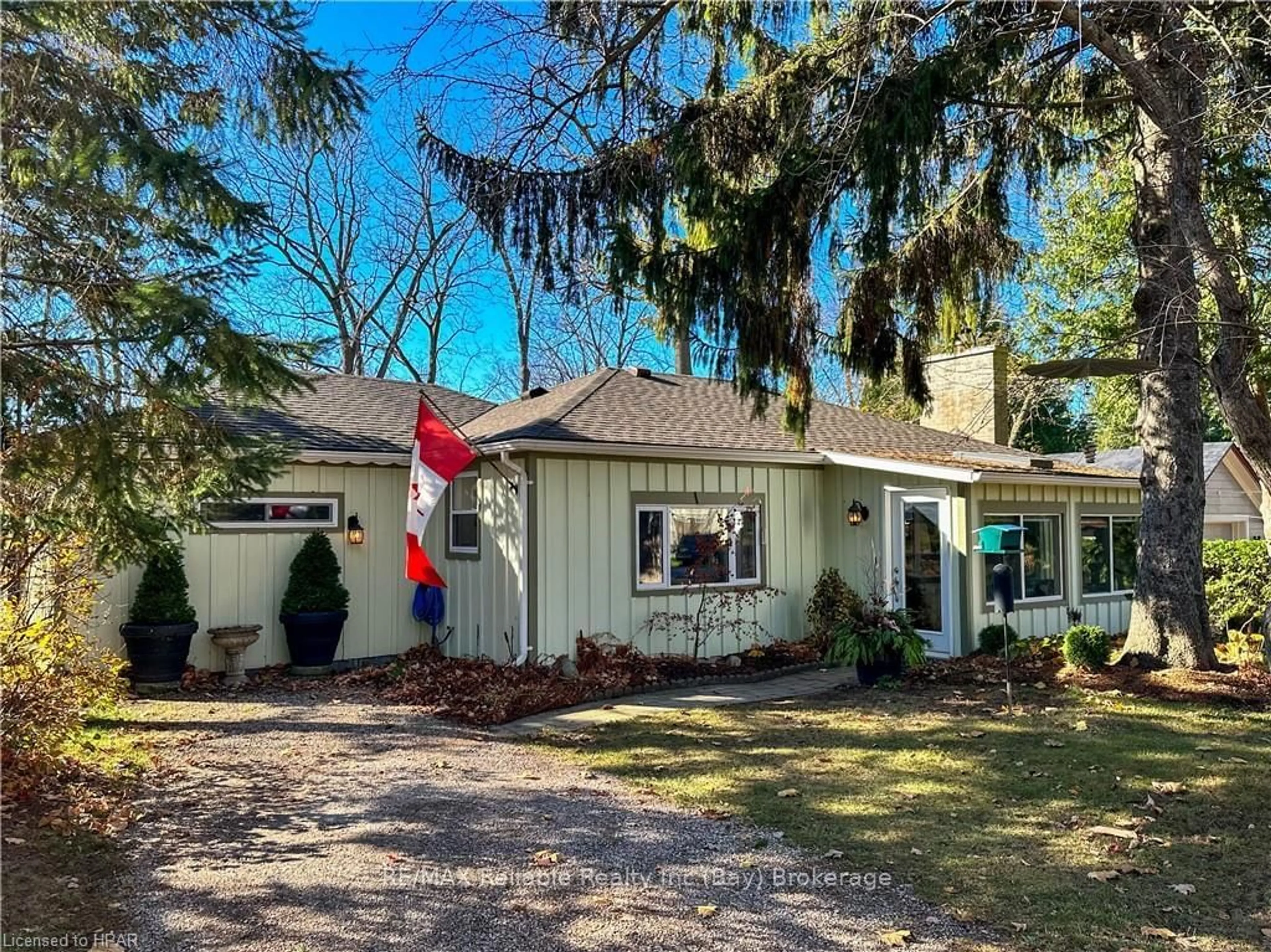 Frontside or backside of a home, cottage for 33 MAIN ST N St, Bluewater Ontario N0M 1G0