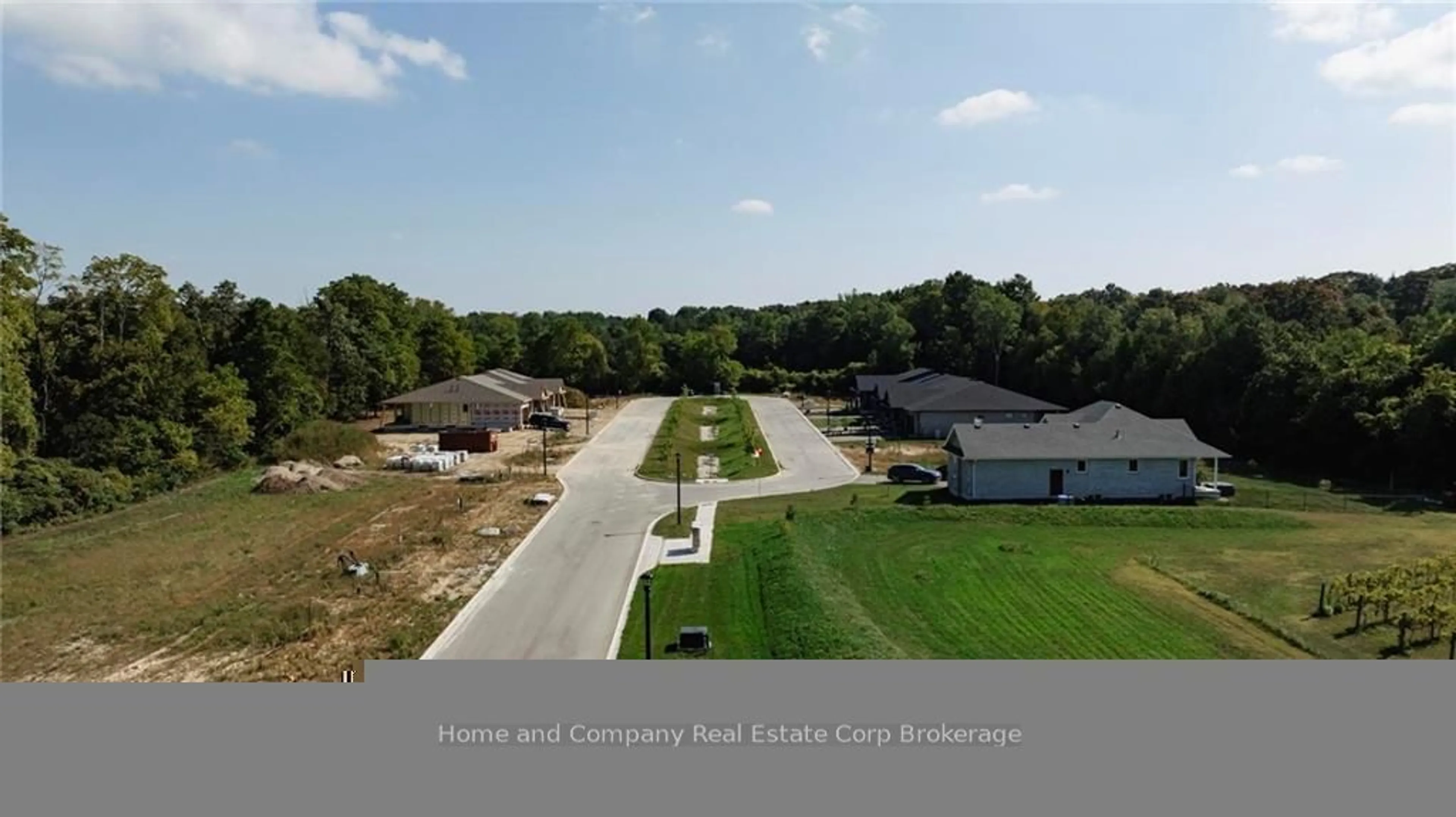 Frontside or backside of a home, the street view for 64 DEER RIDGE Lane, Bluewater Ontario N0M 1G0