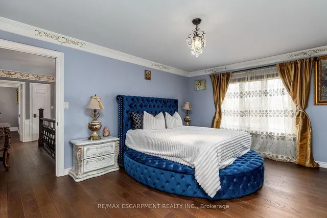 Additional property image - 28 STONEGATE Dr