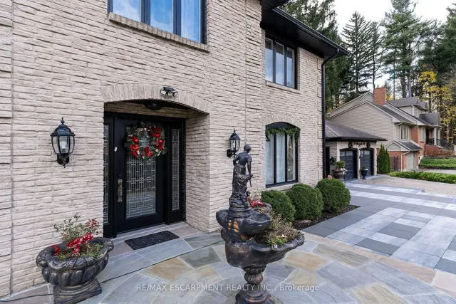 Additional property image - 28 STONEGATE Dr