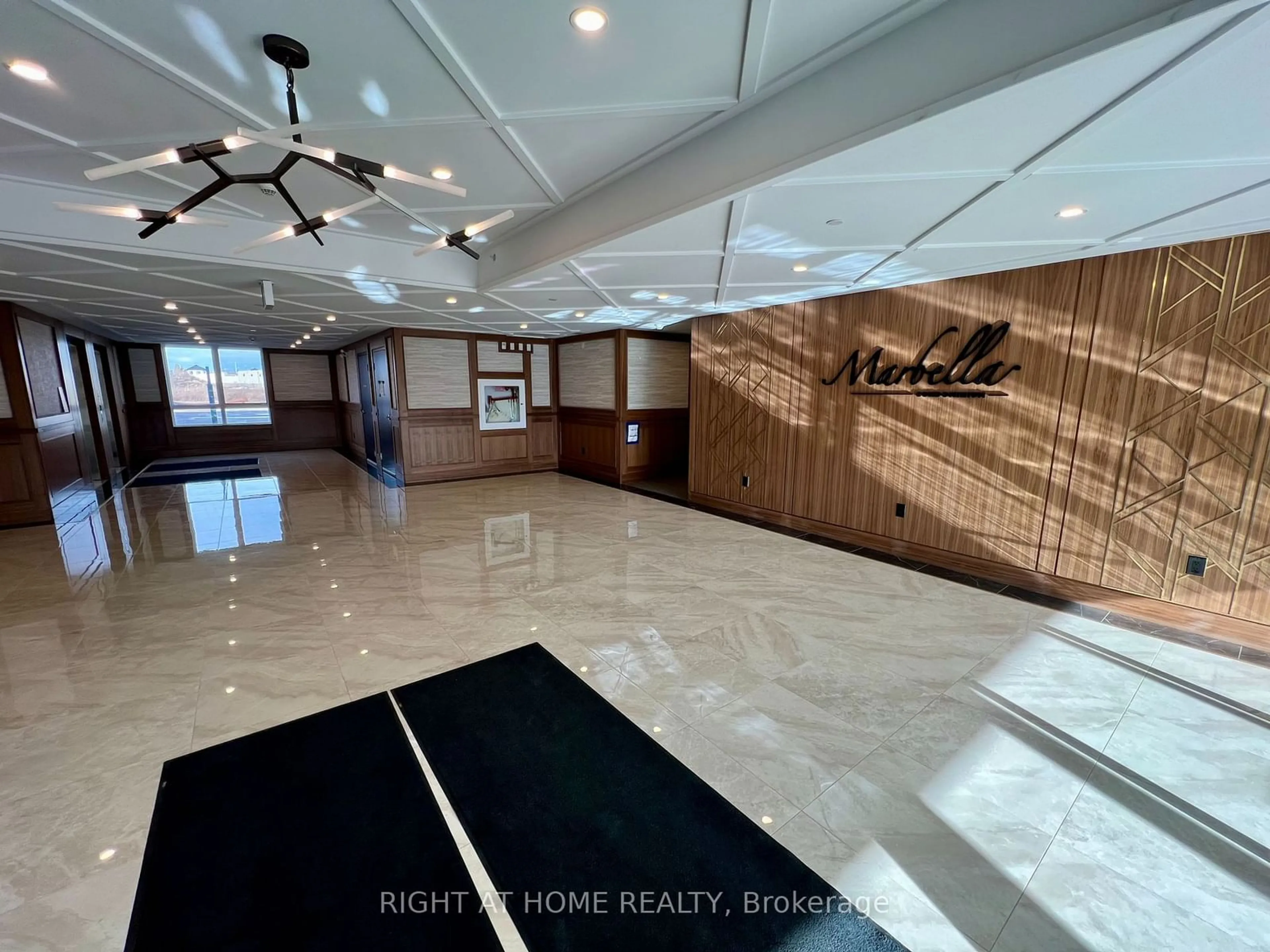 Indoor lobby, unknown floor for 7549A Kalar Rd #211, Niagara Falls Ontario L2H 2Y6