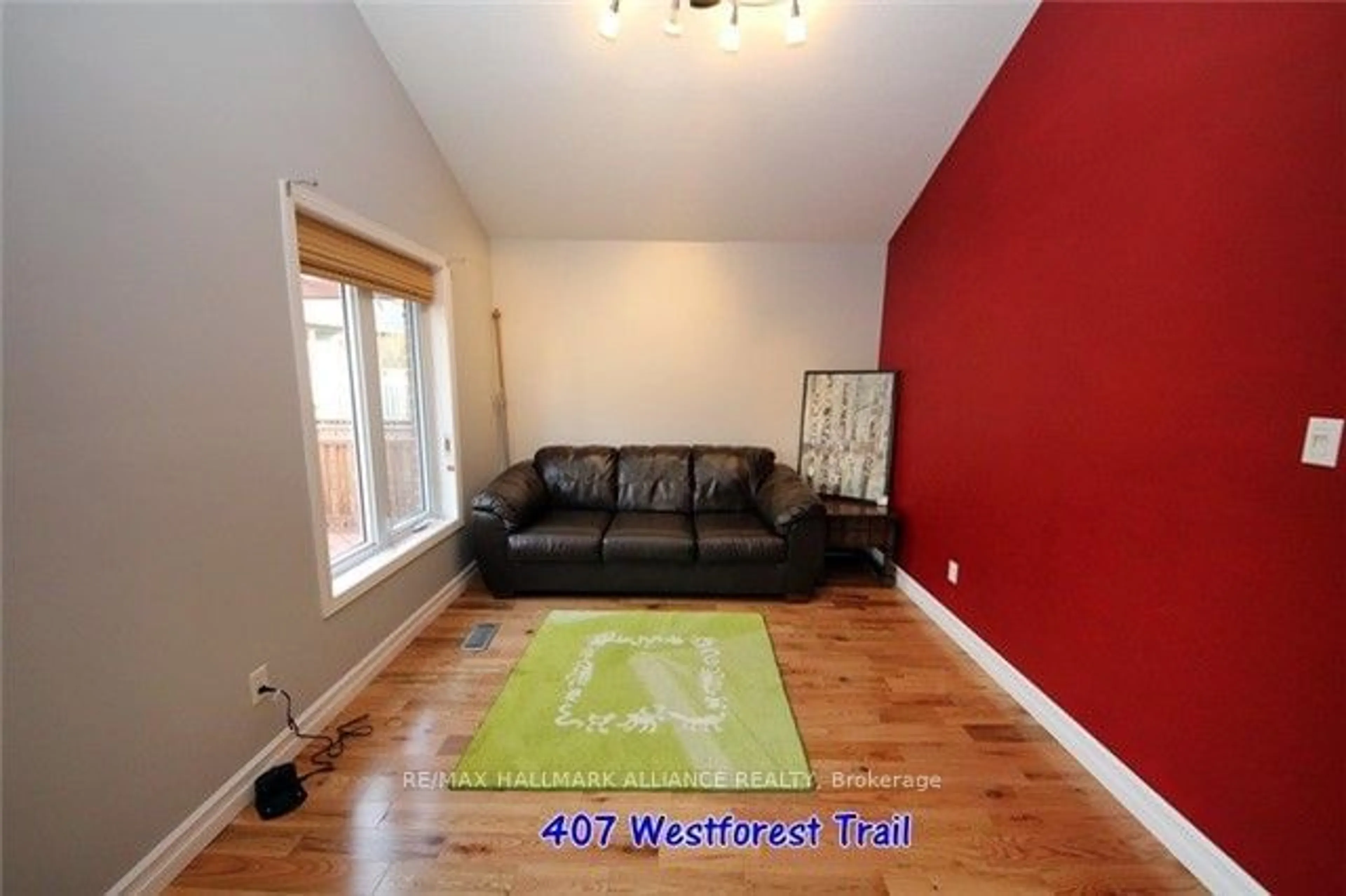 Media room, wood floors for 407 Westforest Tr, Kitchener Ontario N2N 3L8