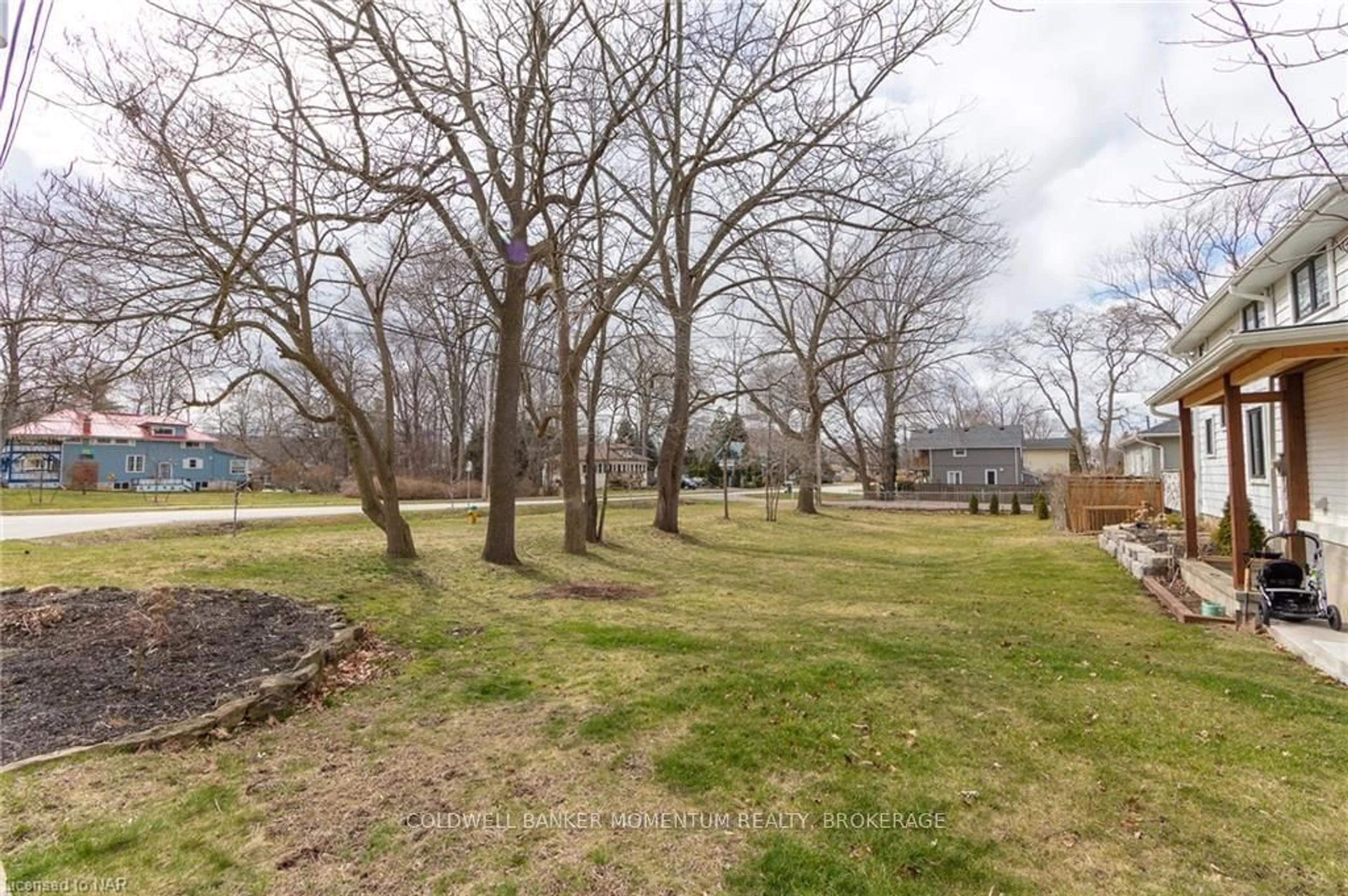 Patio, the fenced backyard for 10B BETTS Ave, Grimsby Ontario L3M 2S6