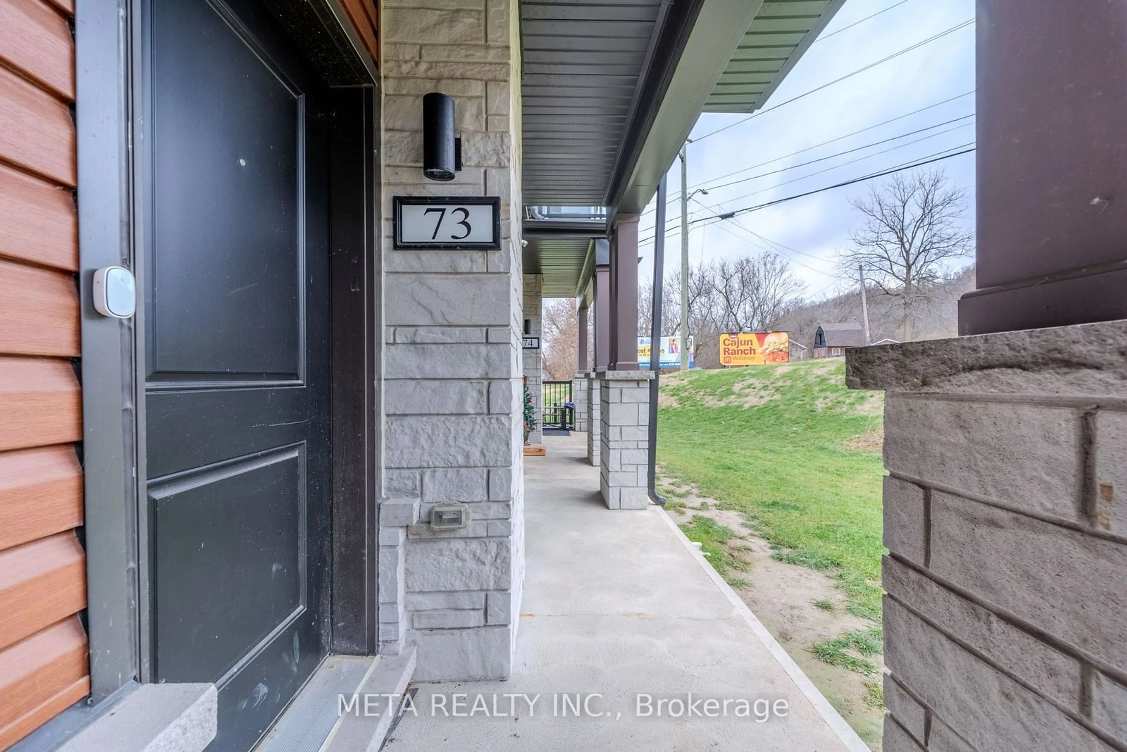 Indoor entryway, cement floor for 2 Willow St #73, Brant Ontario N3L 2K6